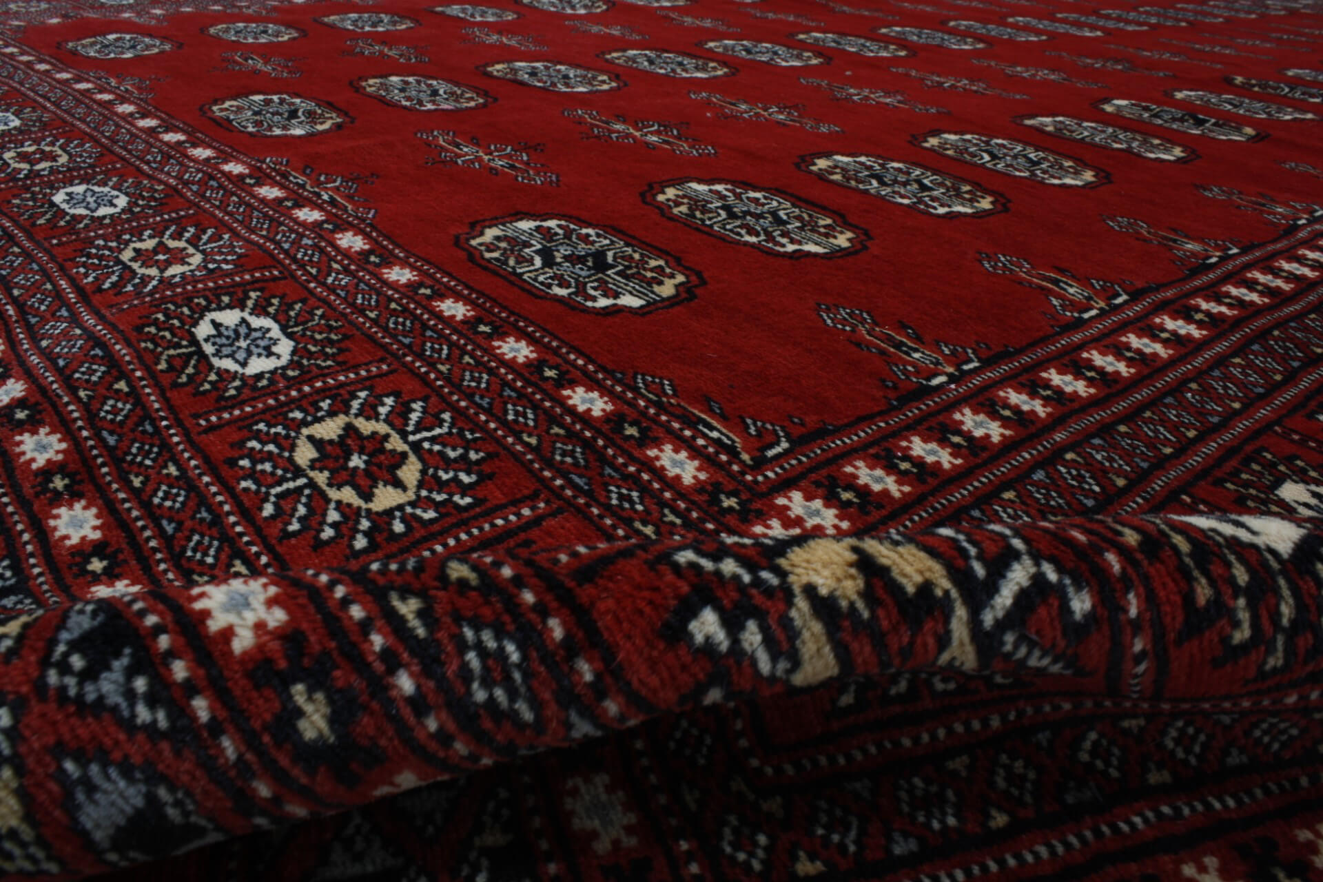 Oriental rug Bukhara Exclusive