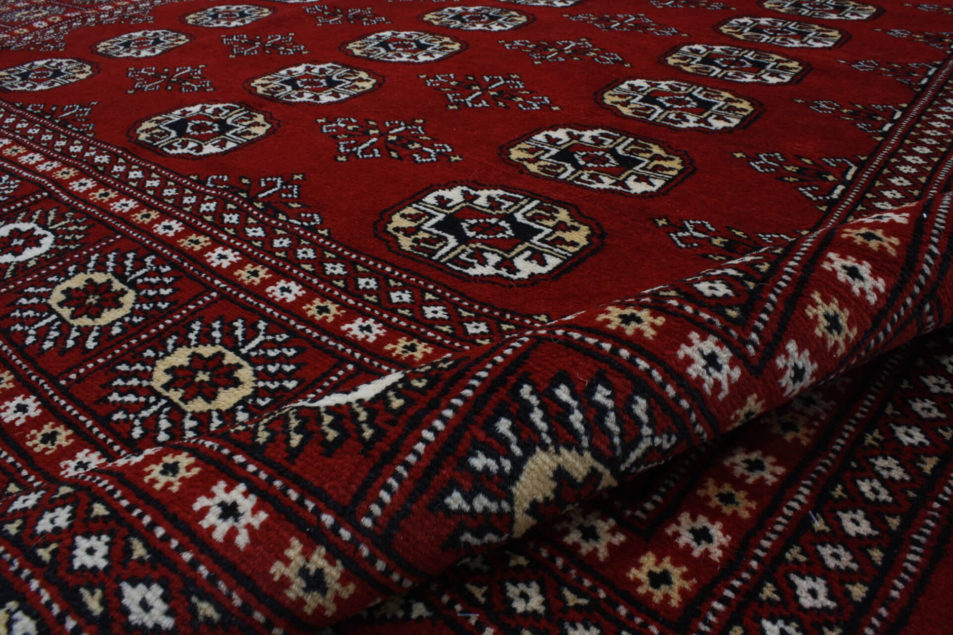 Oriental rug Bukhara Exclusive