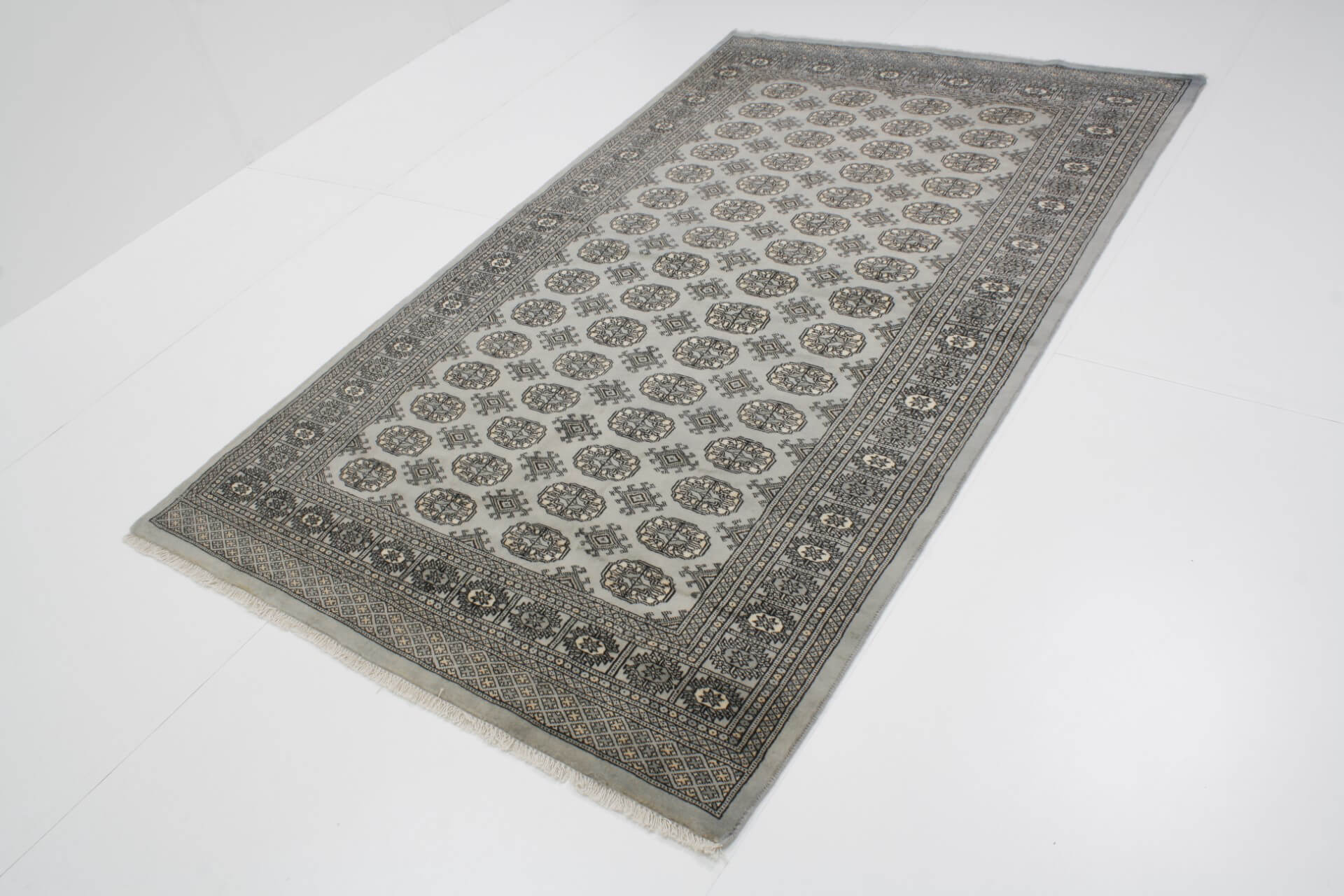 Oriental rug Bukhara Exclusive