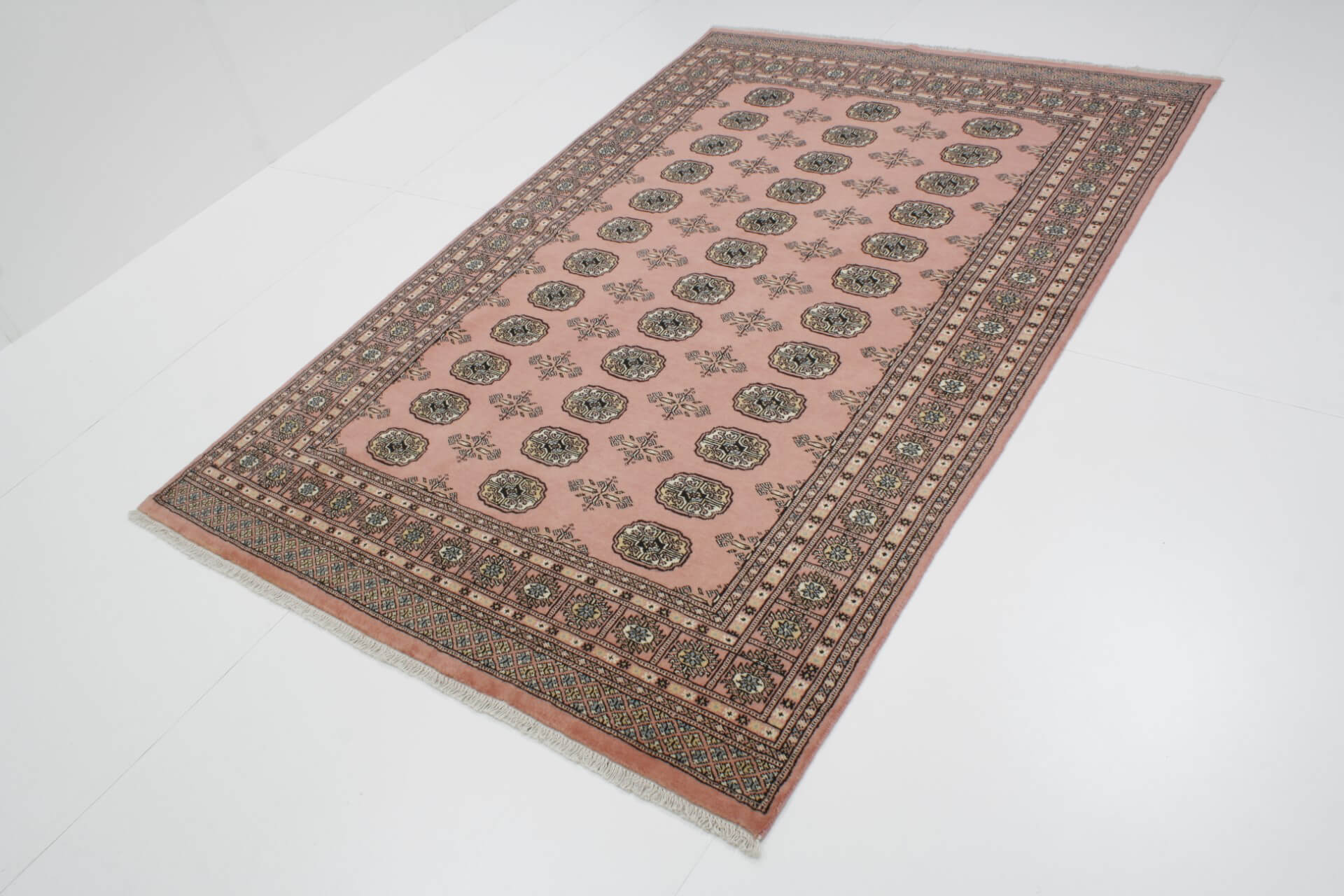 Oriental rug Bukhara Exclusive