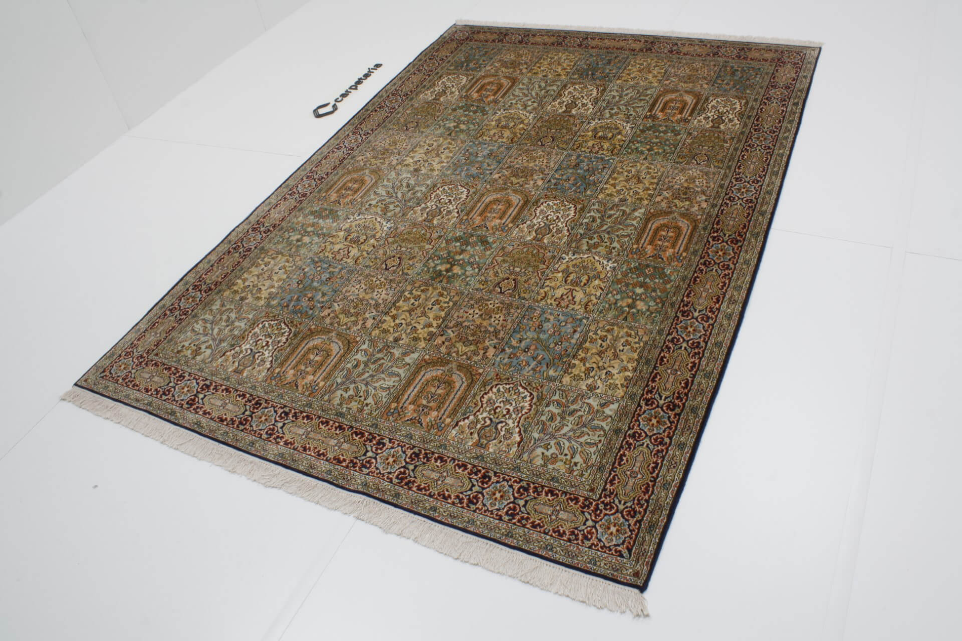 Oriental rug Kashmir Silk Royal