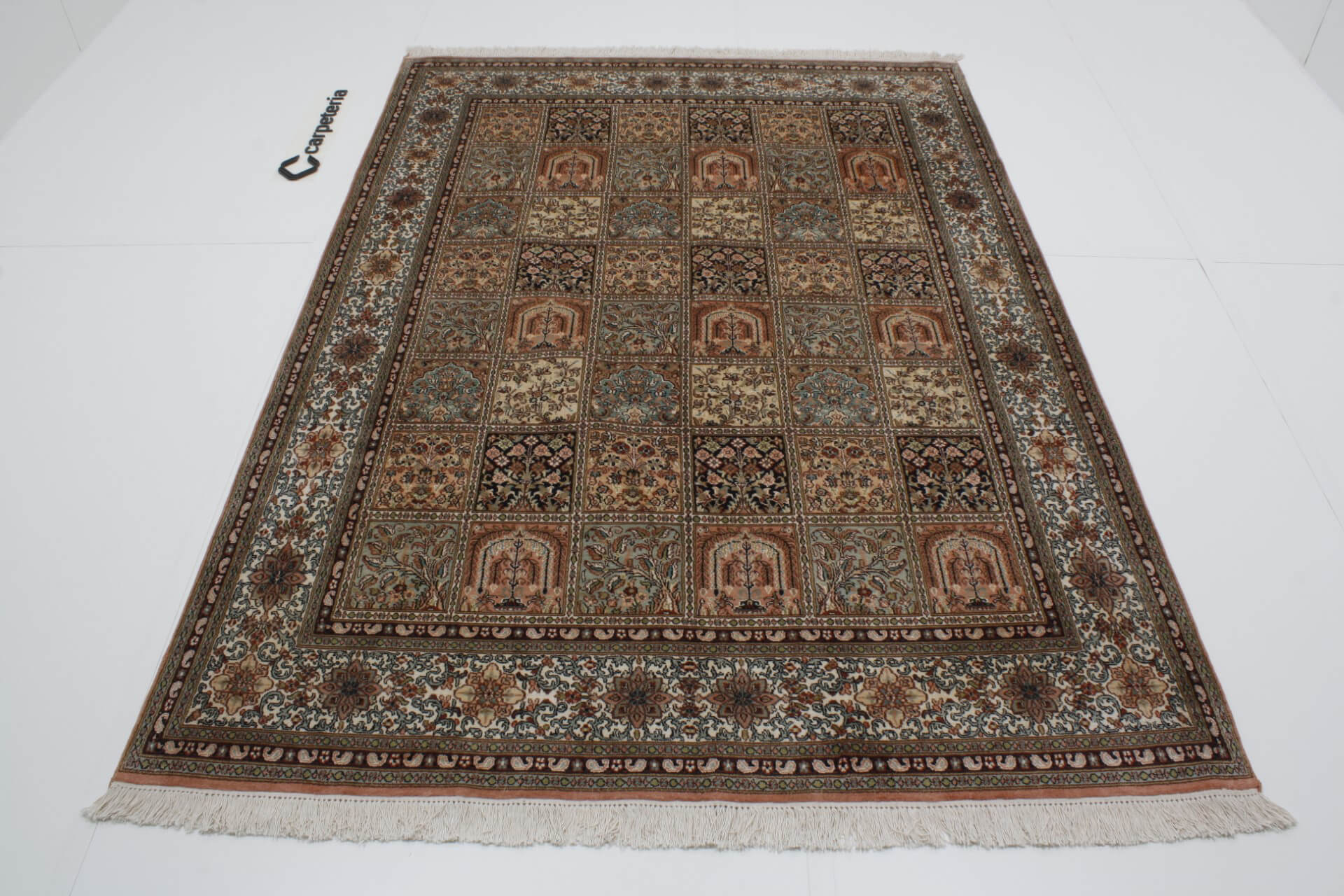 Oriental rug Kashmir Silk Royal