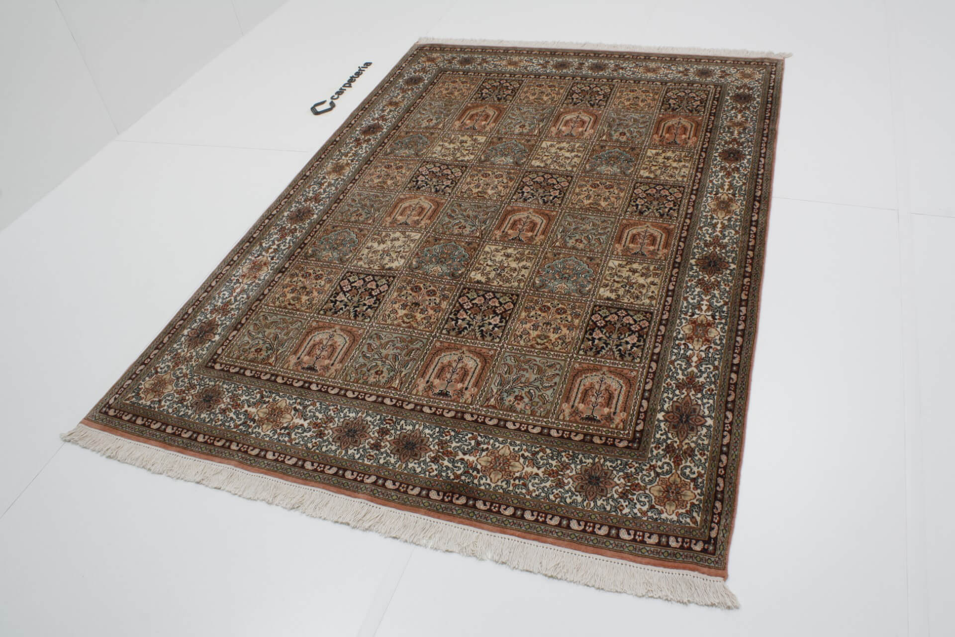 Oriental rug Kashmir Silk Royal