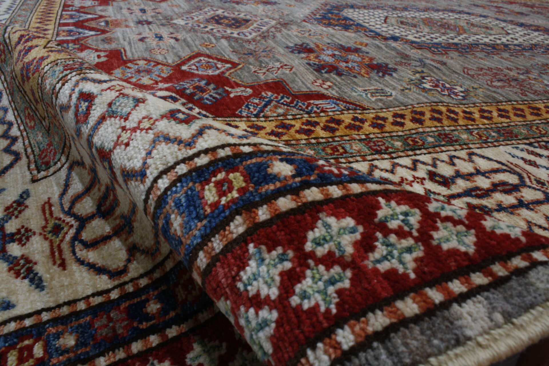 Oriental rug Kazak Royal