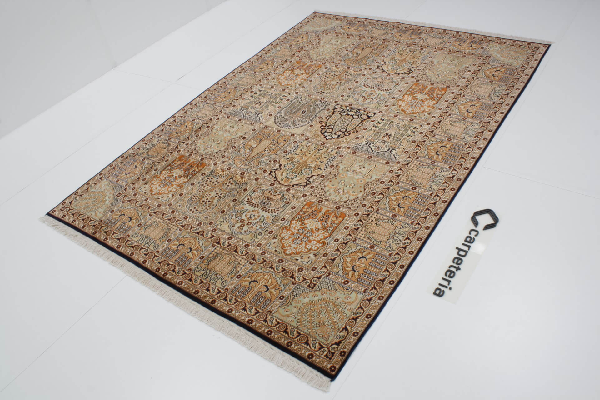 Oriental rug Kashmir Silk Exclusive