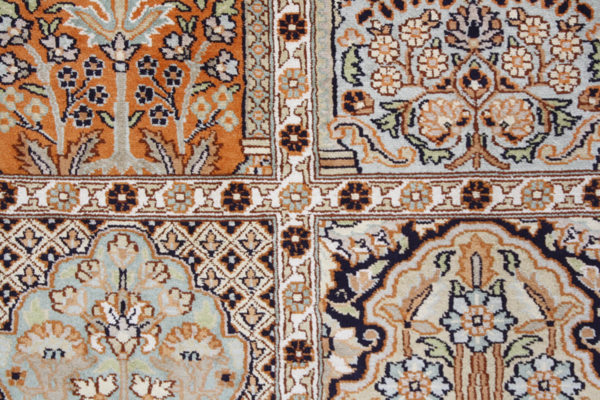 Oriental rug Kashmir Silk Exclusive