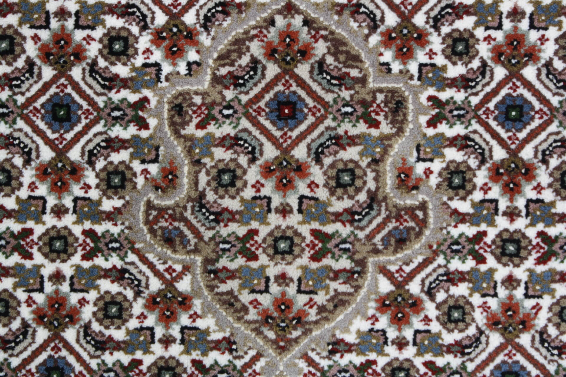 Persian rug Tabriz Mahi Exclusive