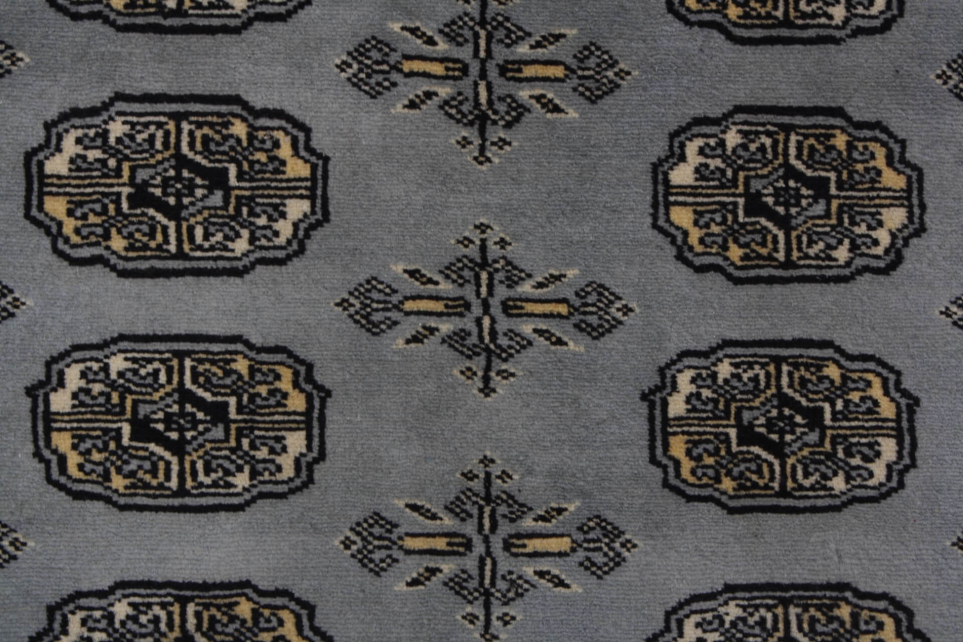 Oriental rug Bukhara Exclusive