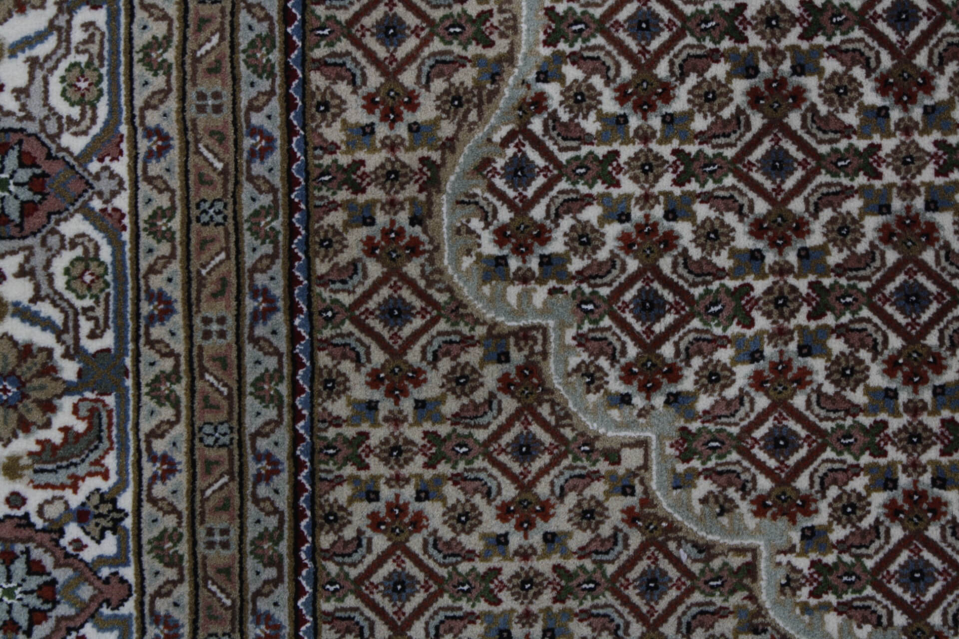 Oriental rug Tabriz Royal