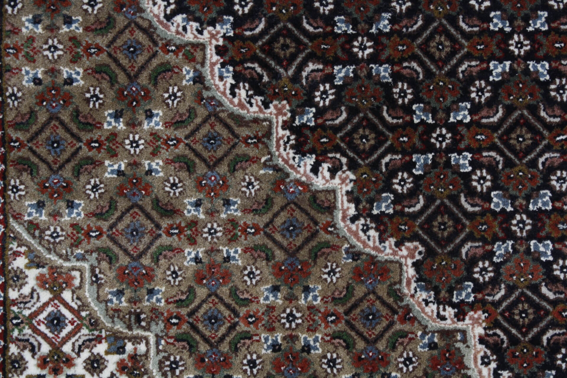 Oriental rug Tabriz Royal