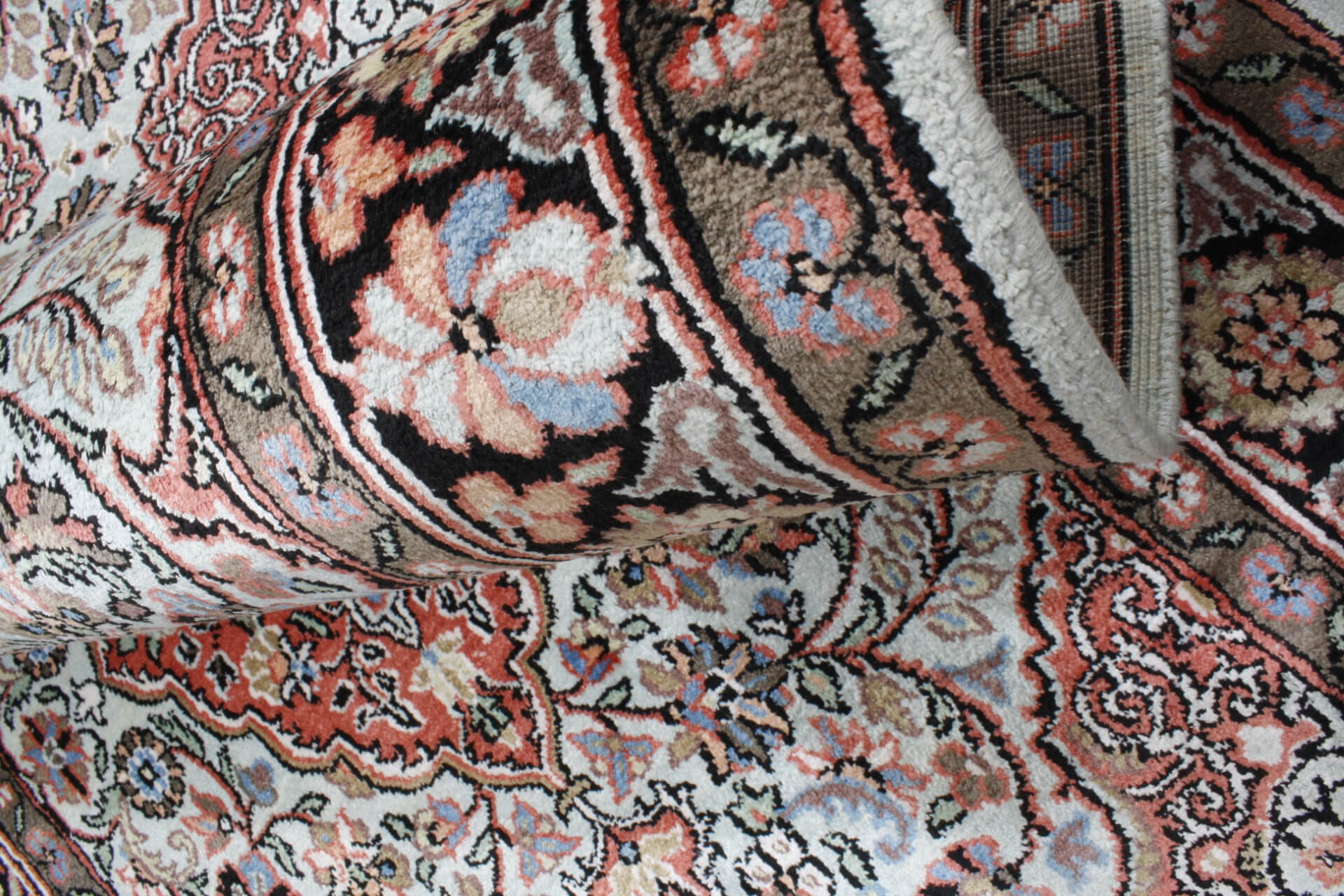 Oriental rug Kashmir Exclusive