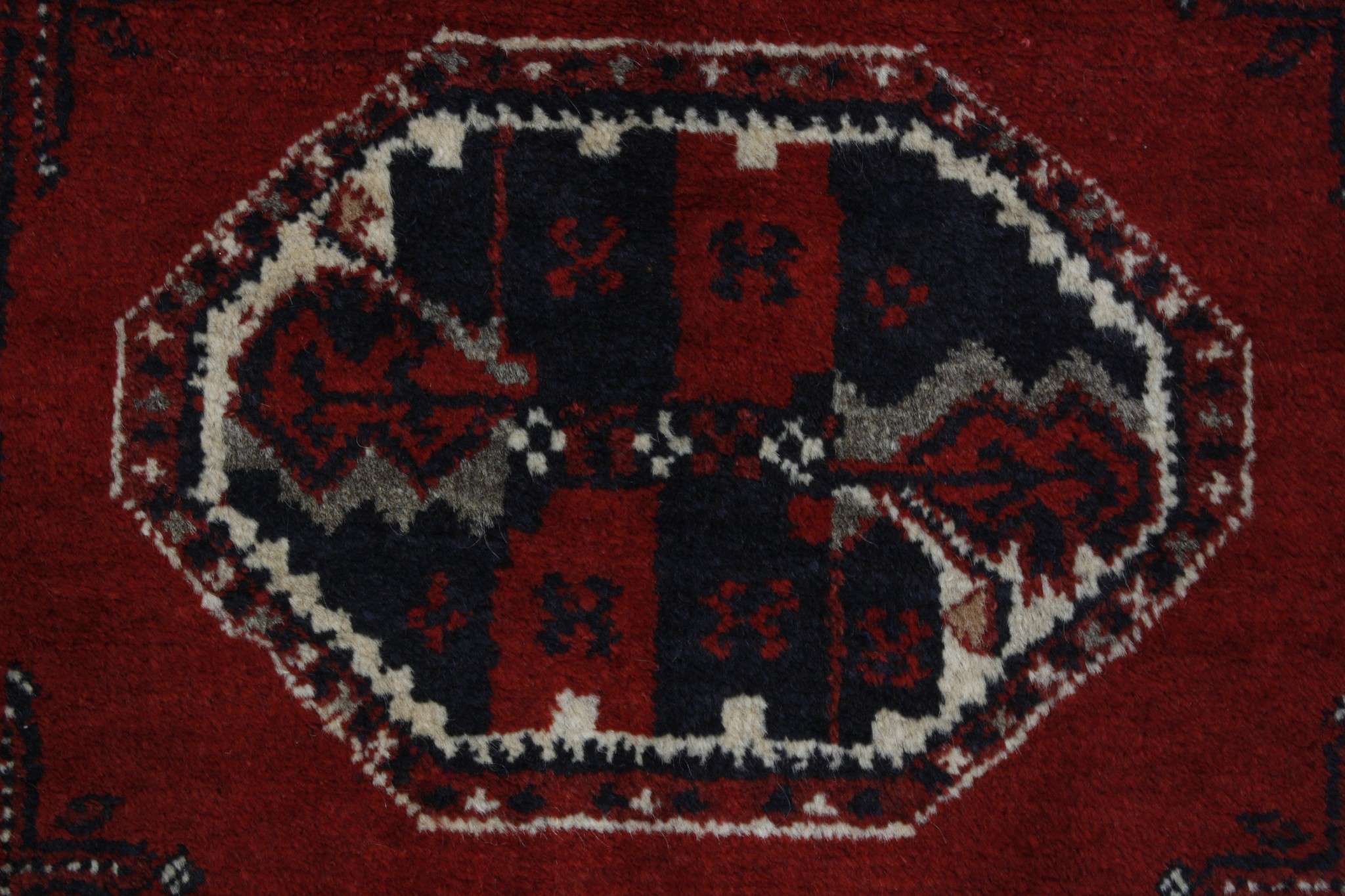 Turkmen Kizil Ayak Semi-antique