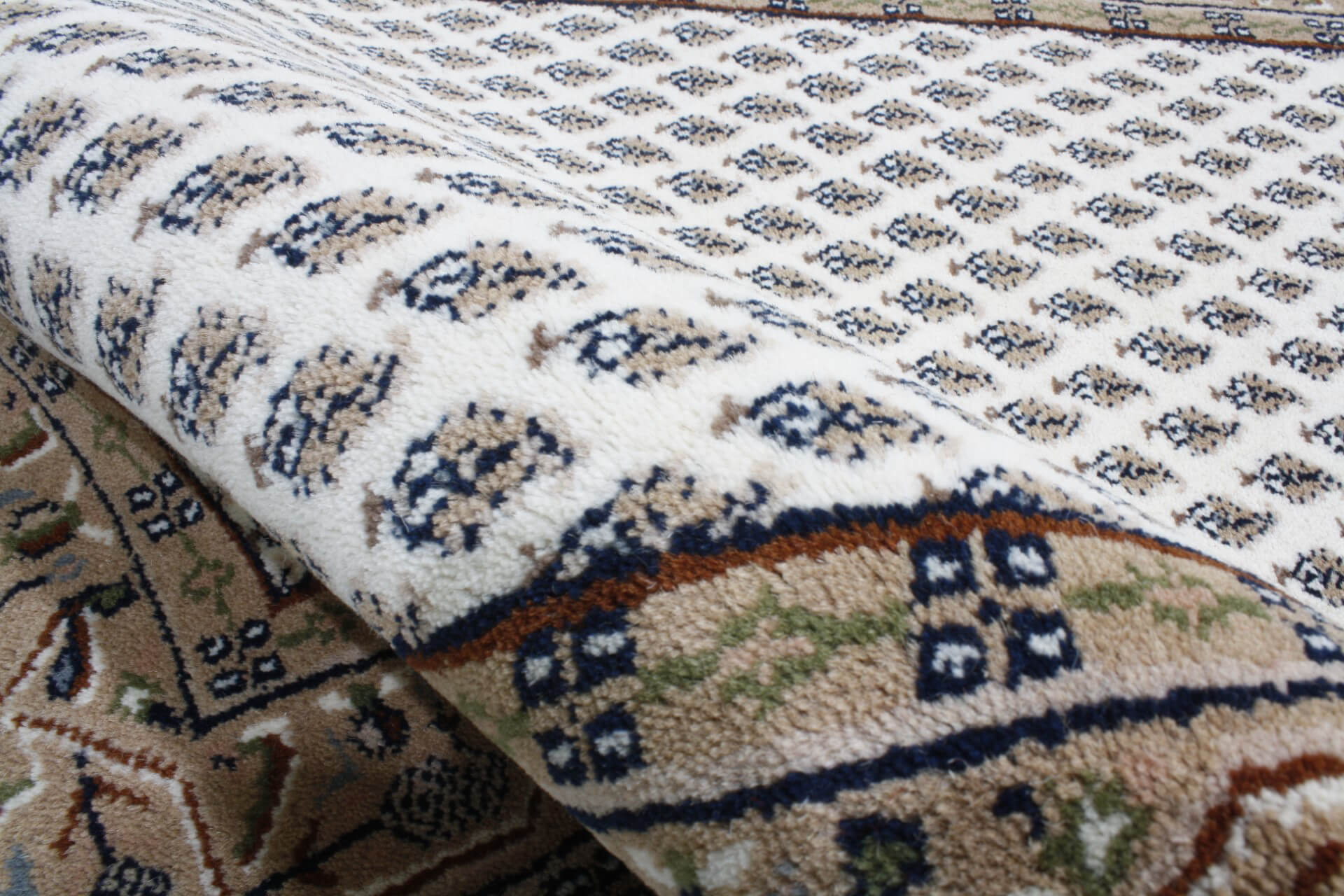 Oriental rug Mir