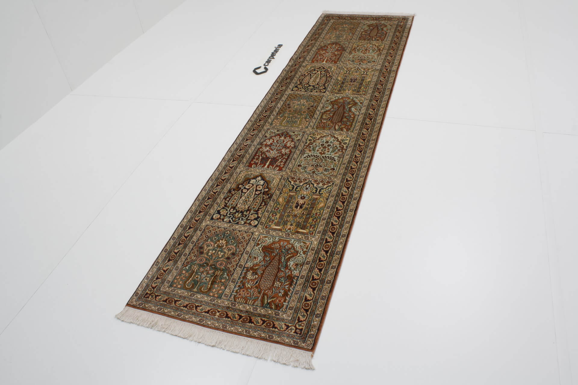 Oriental rug Kashmir Silk Royal