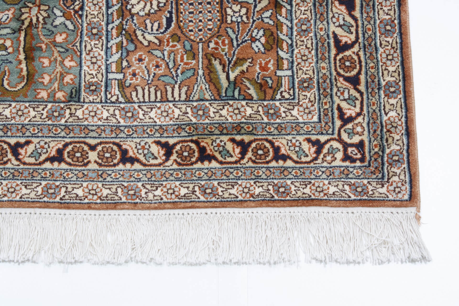 Oriental rug Kashmir Silk Royal