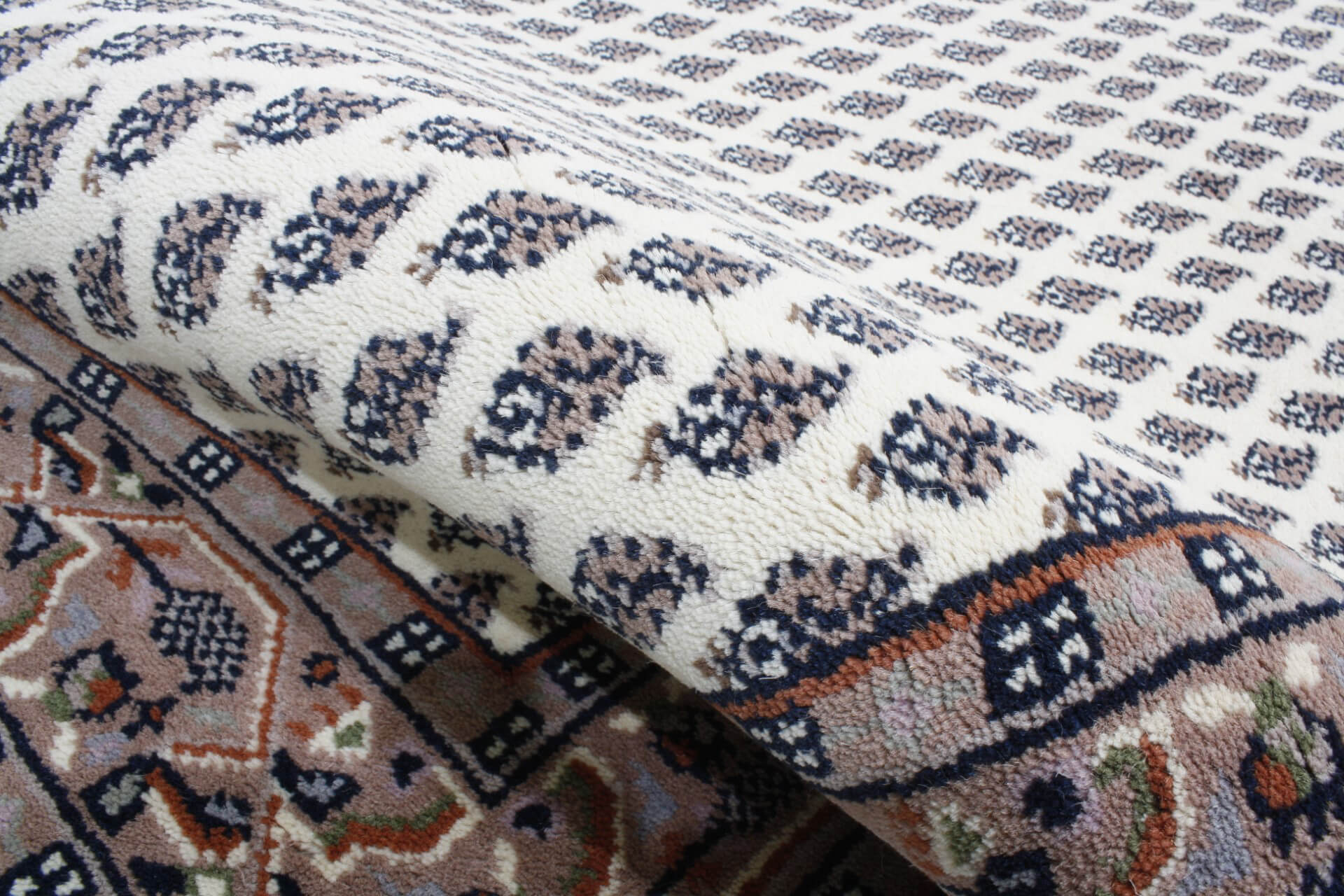 Oriental rug Mir