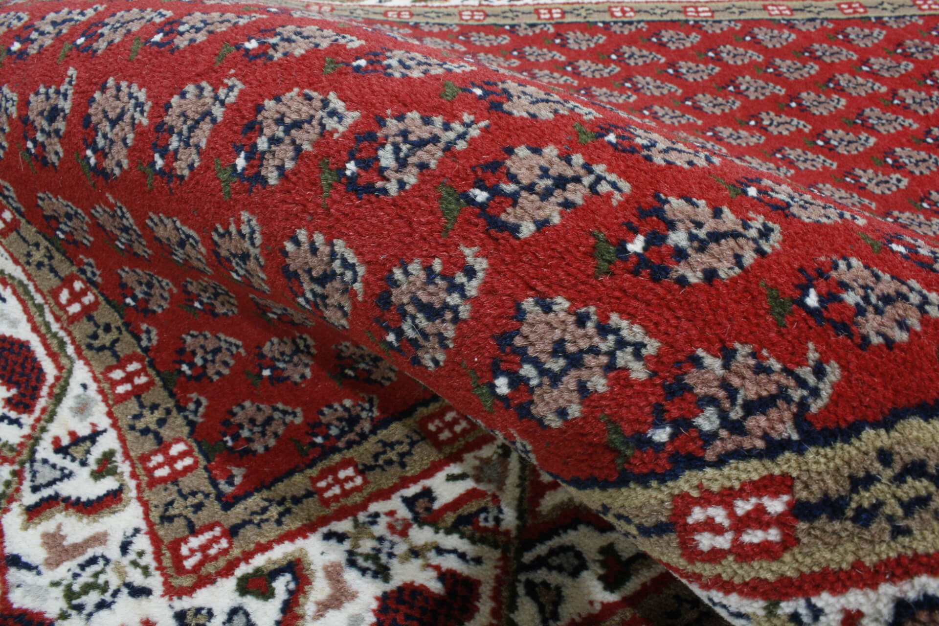 Oriental rug Mir