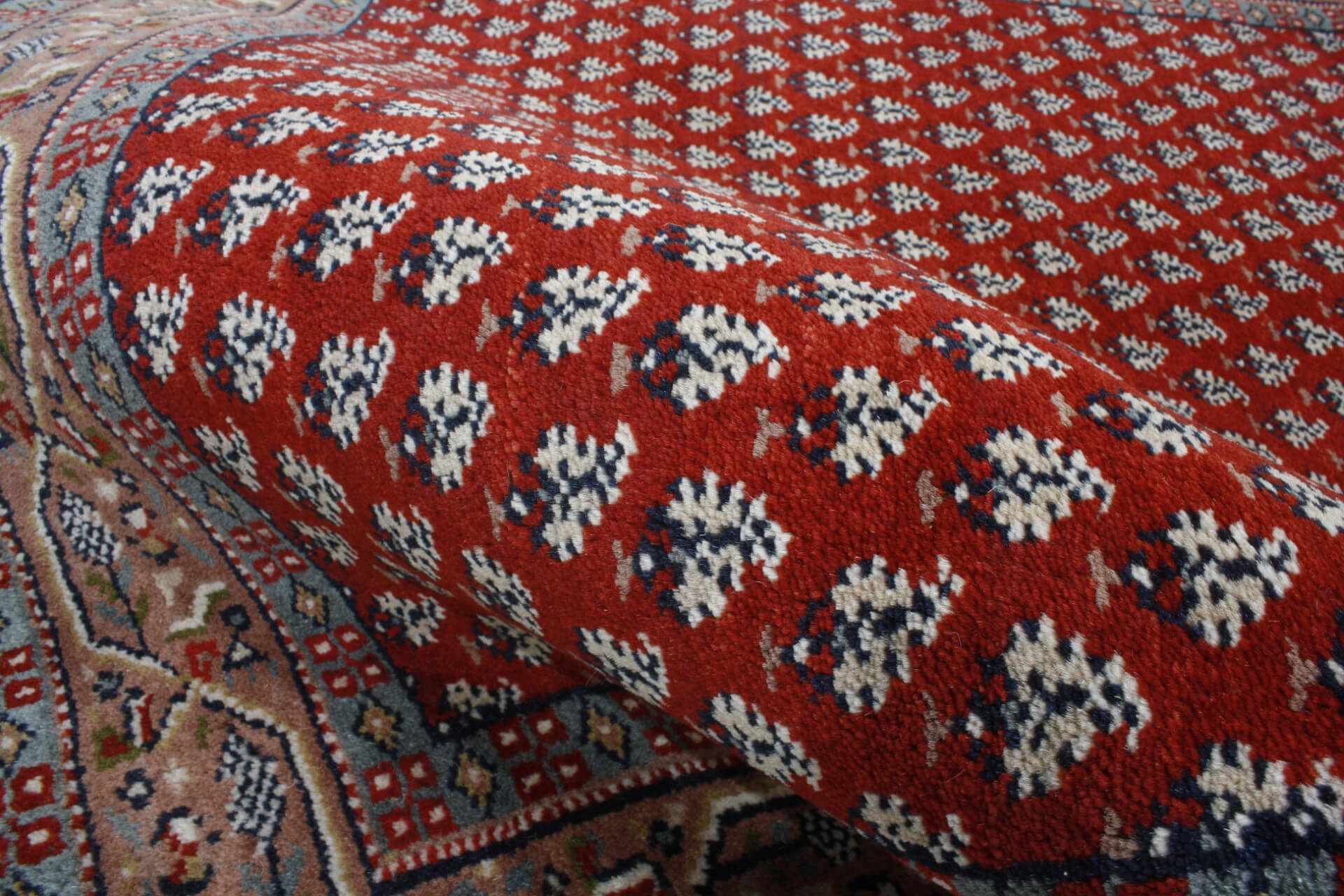 Oriental rug Mir