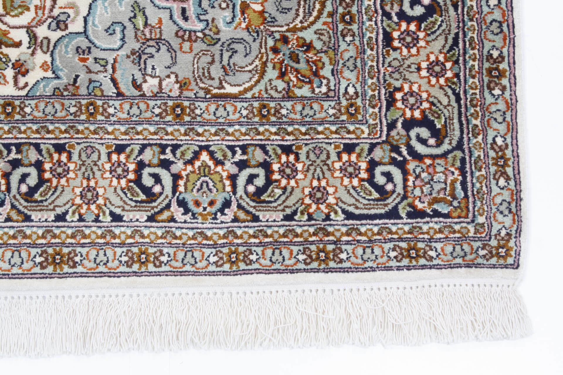 Oriental rug Kashmir Silk Exclusive