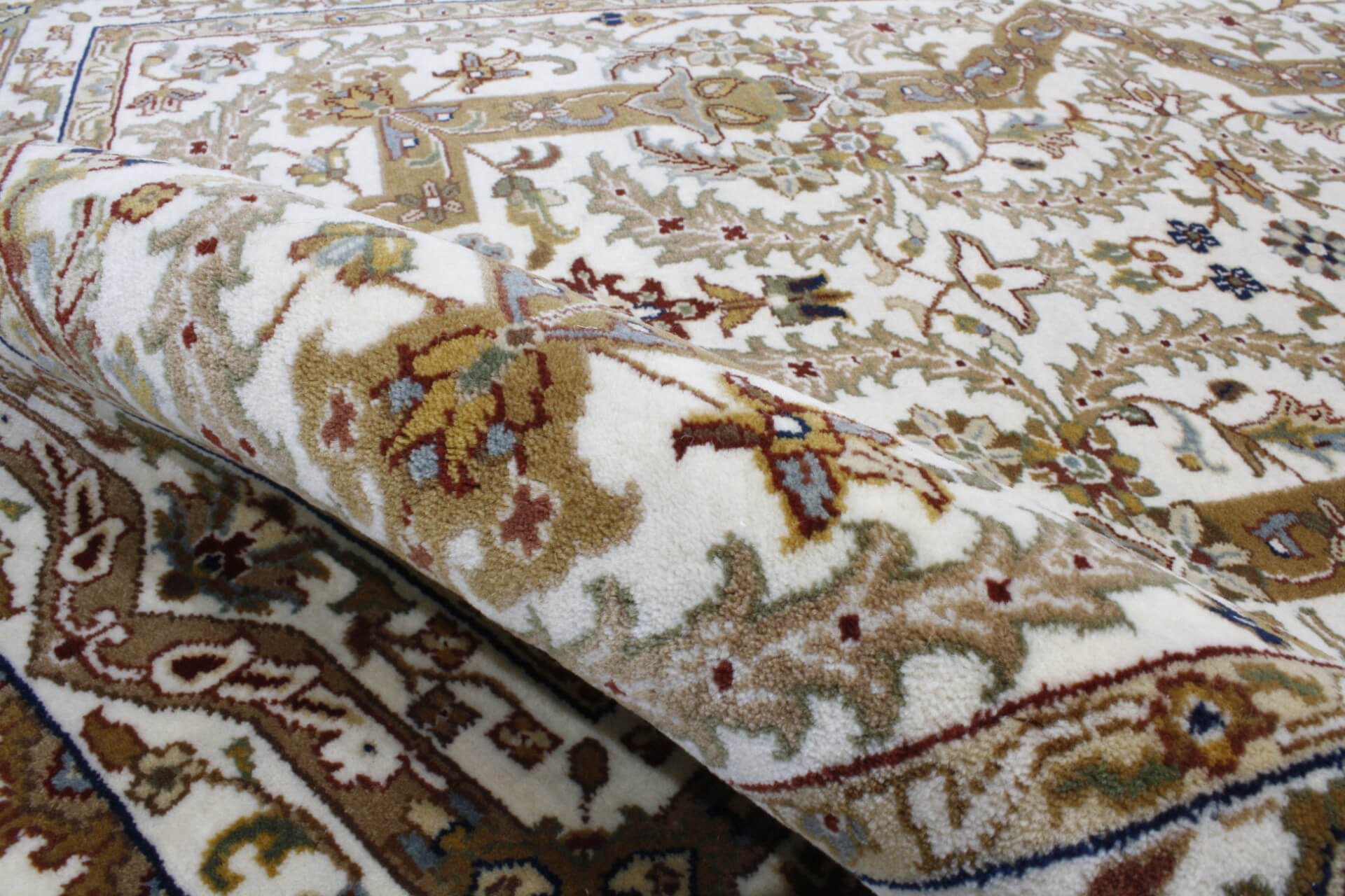 Persian rug Tabriz Exclusive