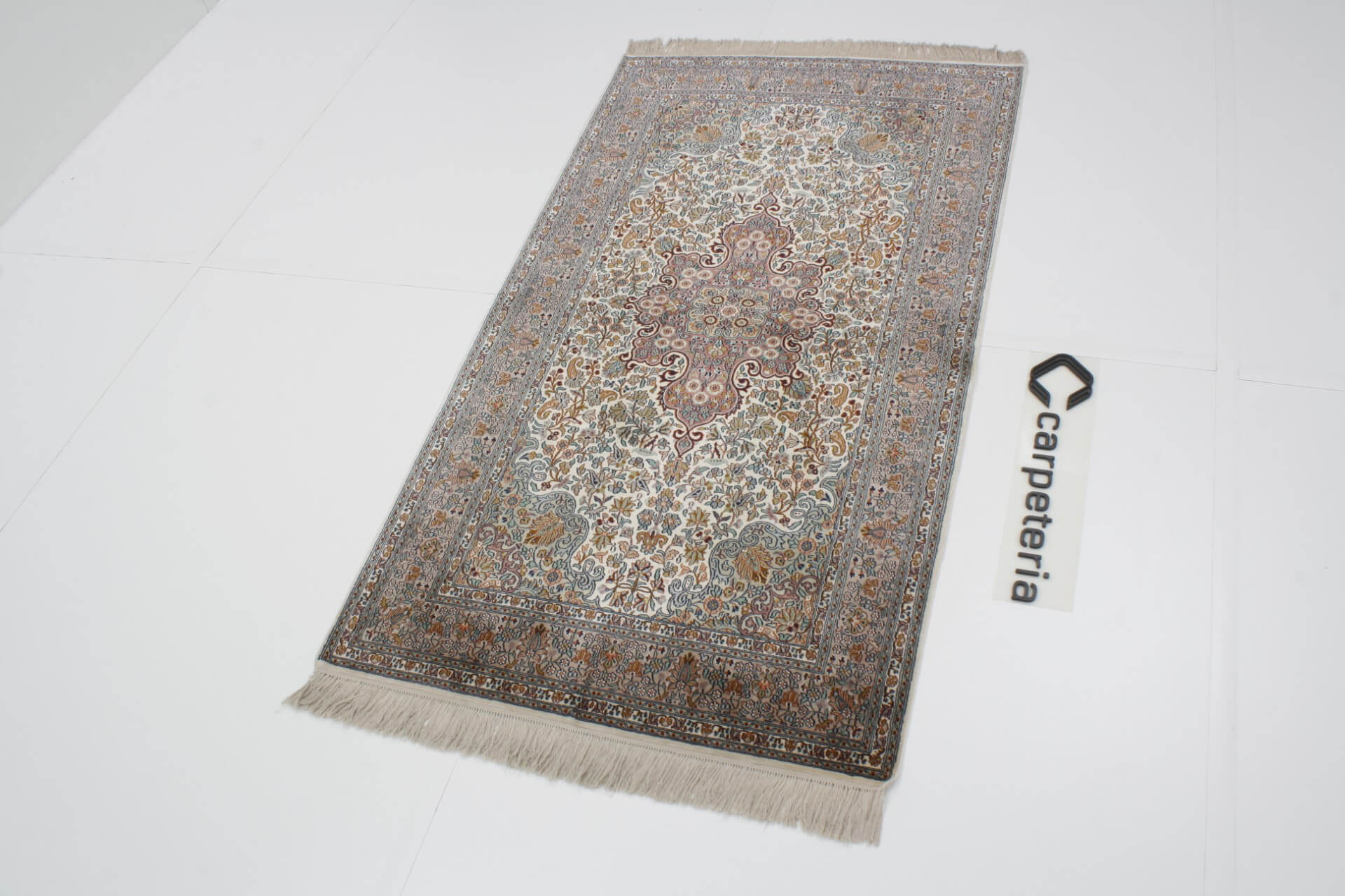 Oriental rug Kashmir Silk Royal