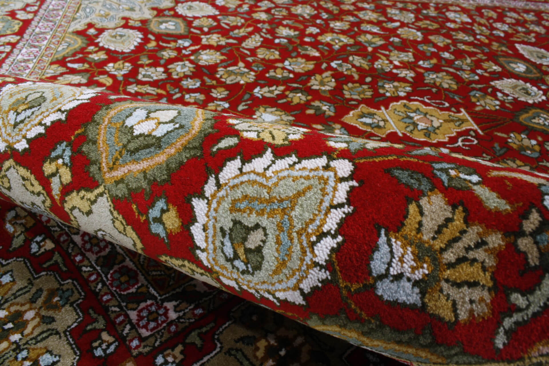 Oriental rug Kashmir Silk Royal