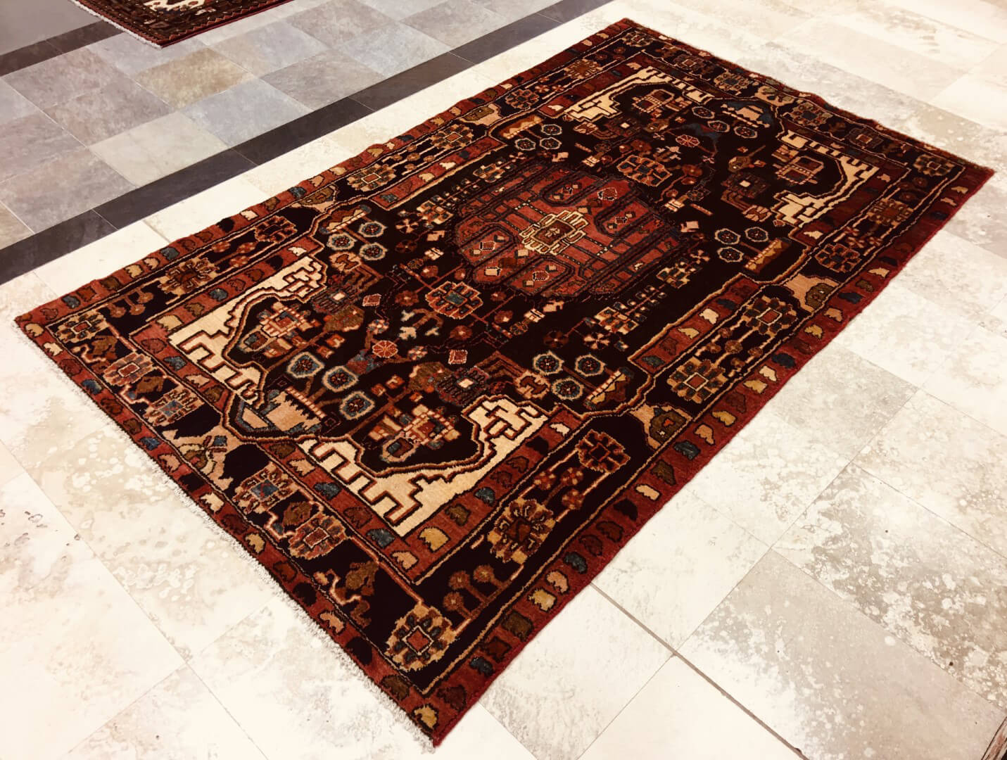 Persian rug Nahawand Super