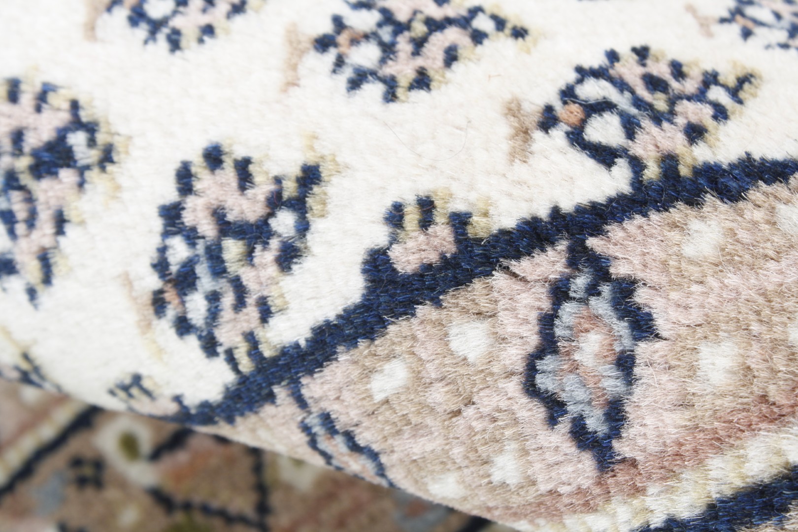 Oriental rug Mir