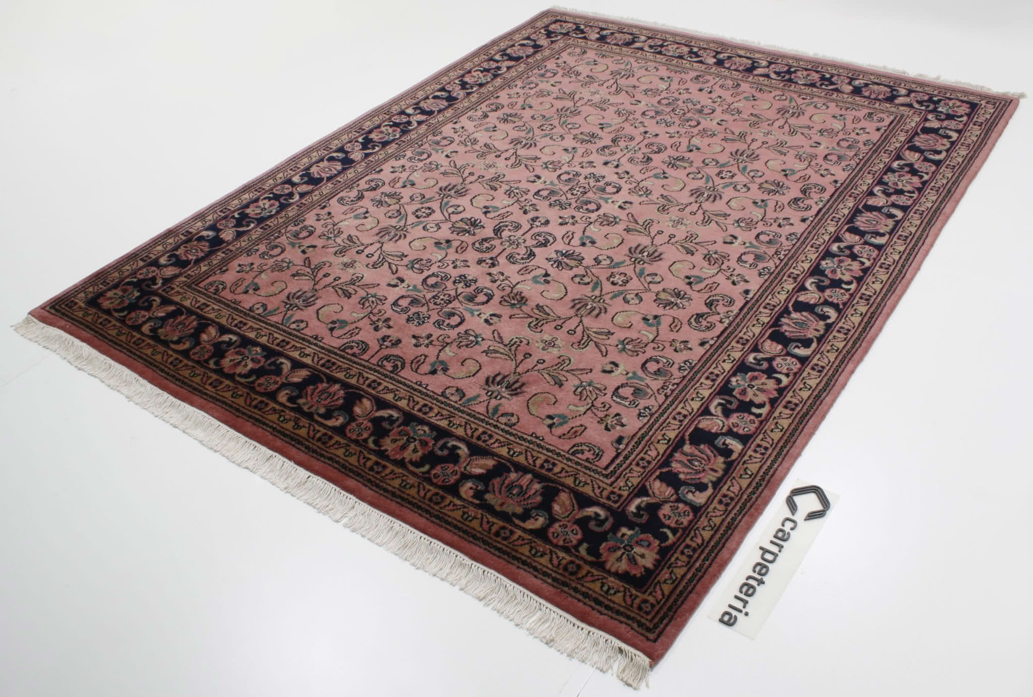 Oriental rug Saruq Exkluziv