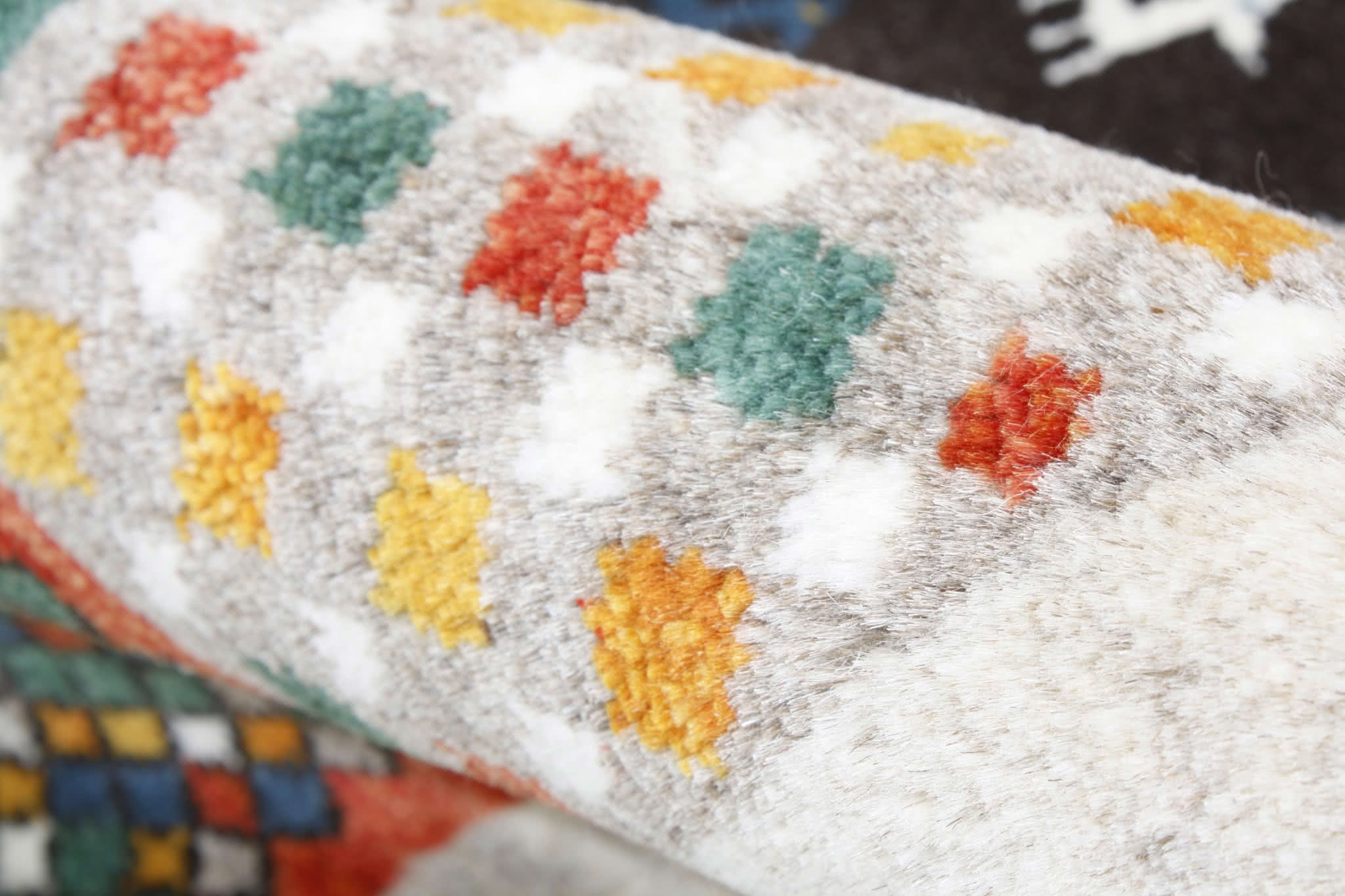 Orientální koberec Loribaft Royal