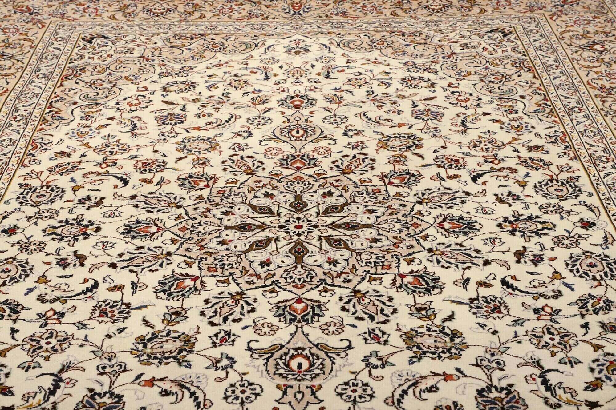 Perský koberec Kášán Super