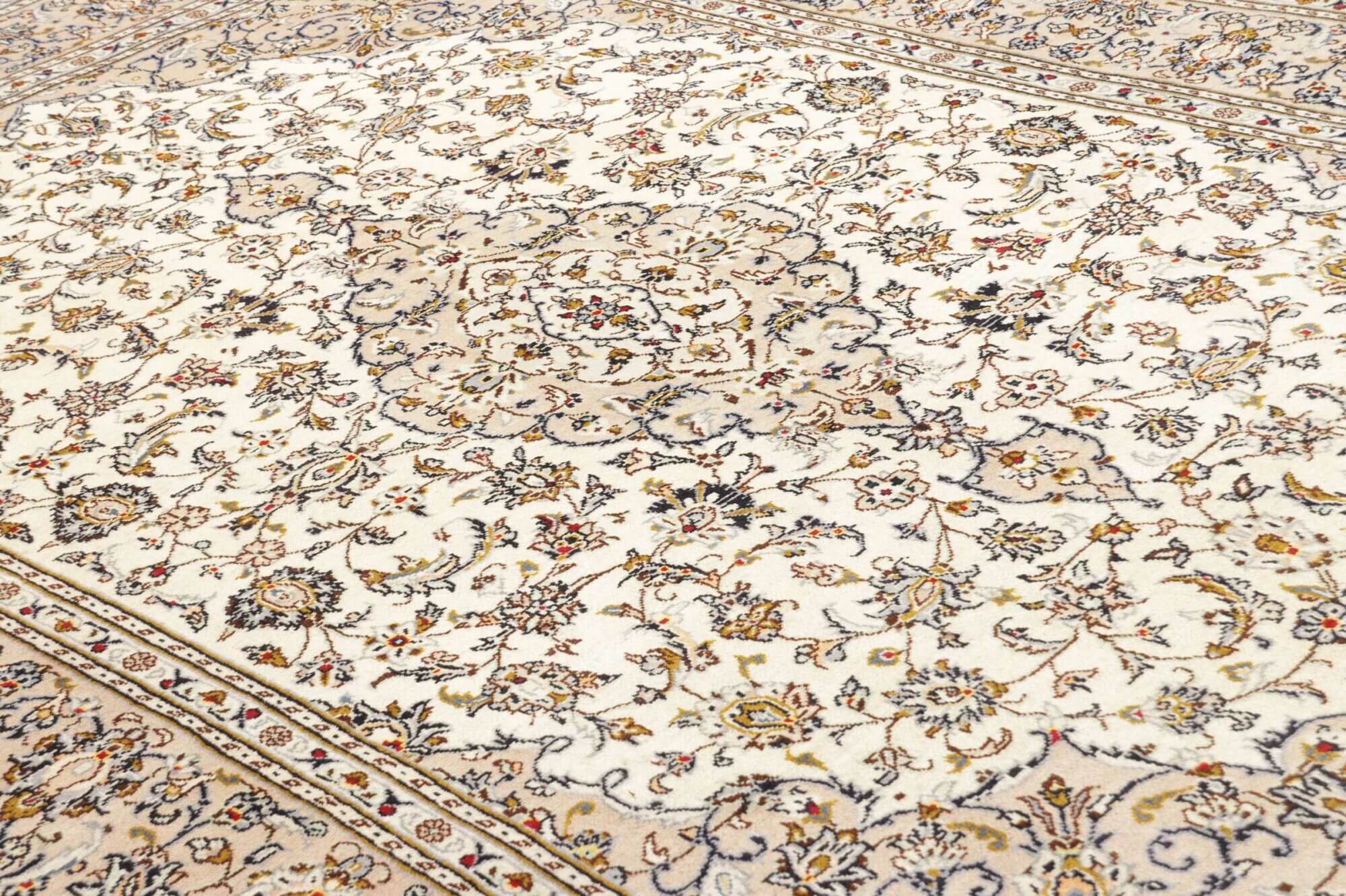 Perský koberec Kášán Super