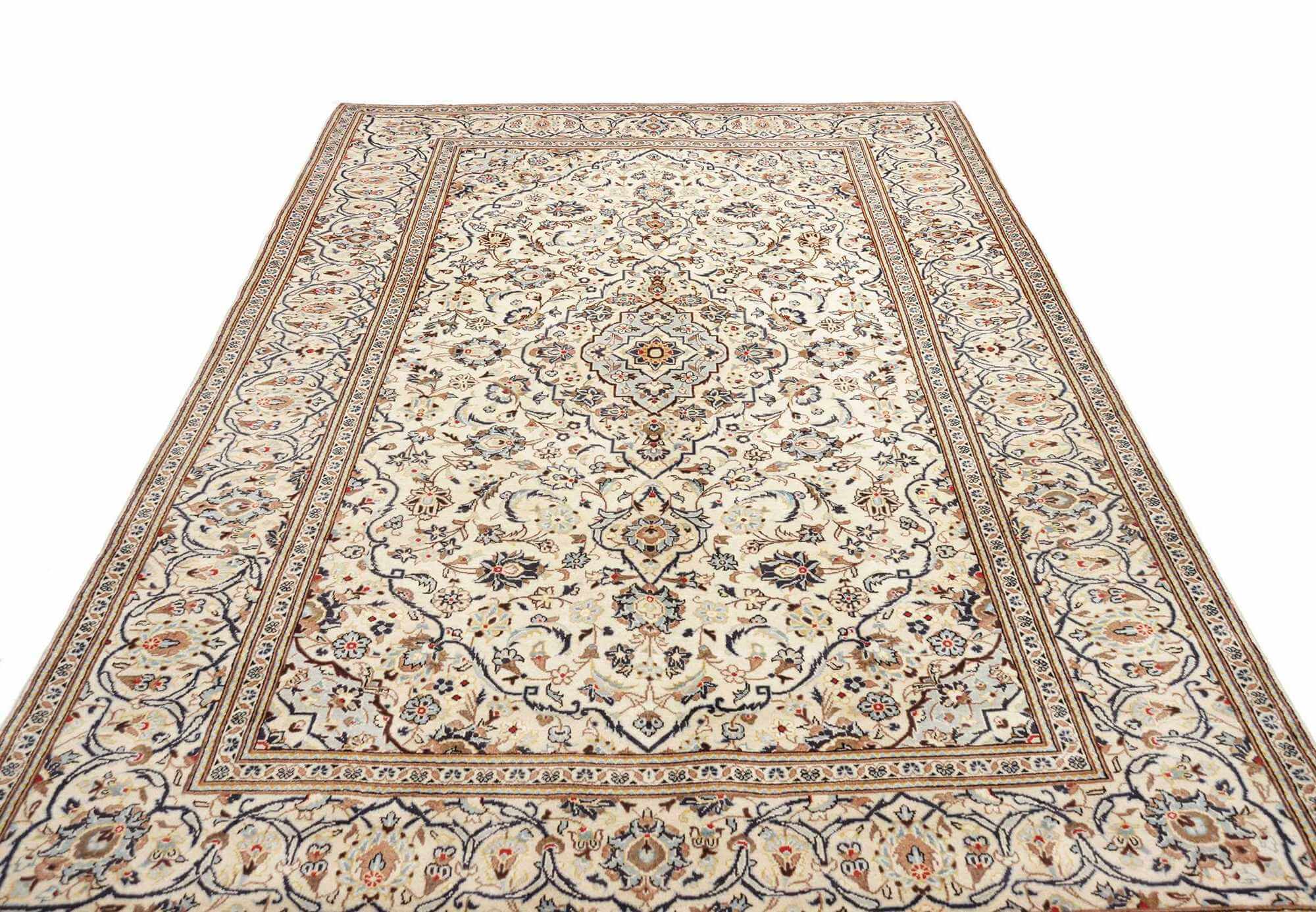 Perský koberec Kášán Super