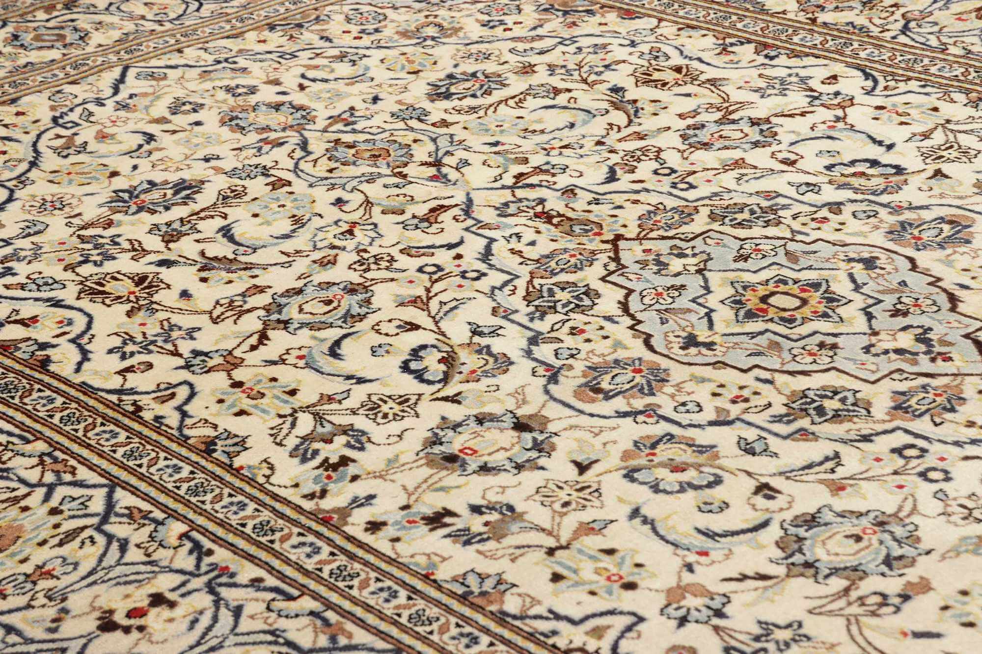 Perský koberec Kášán Super