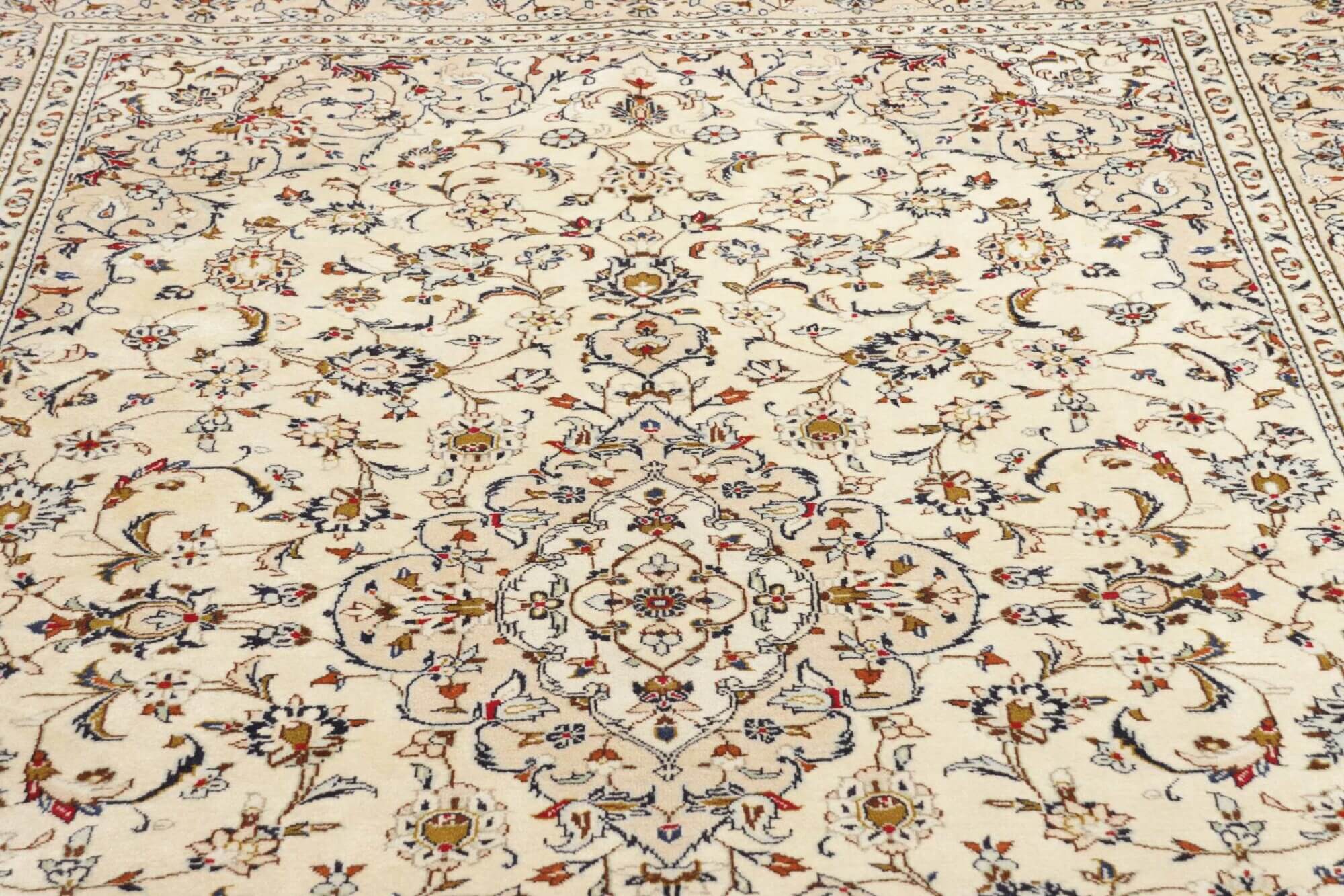 Perský koberec Kášán Super