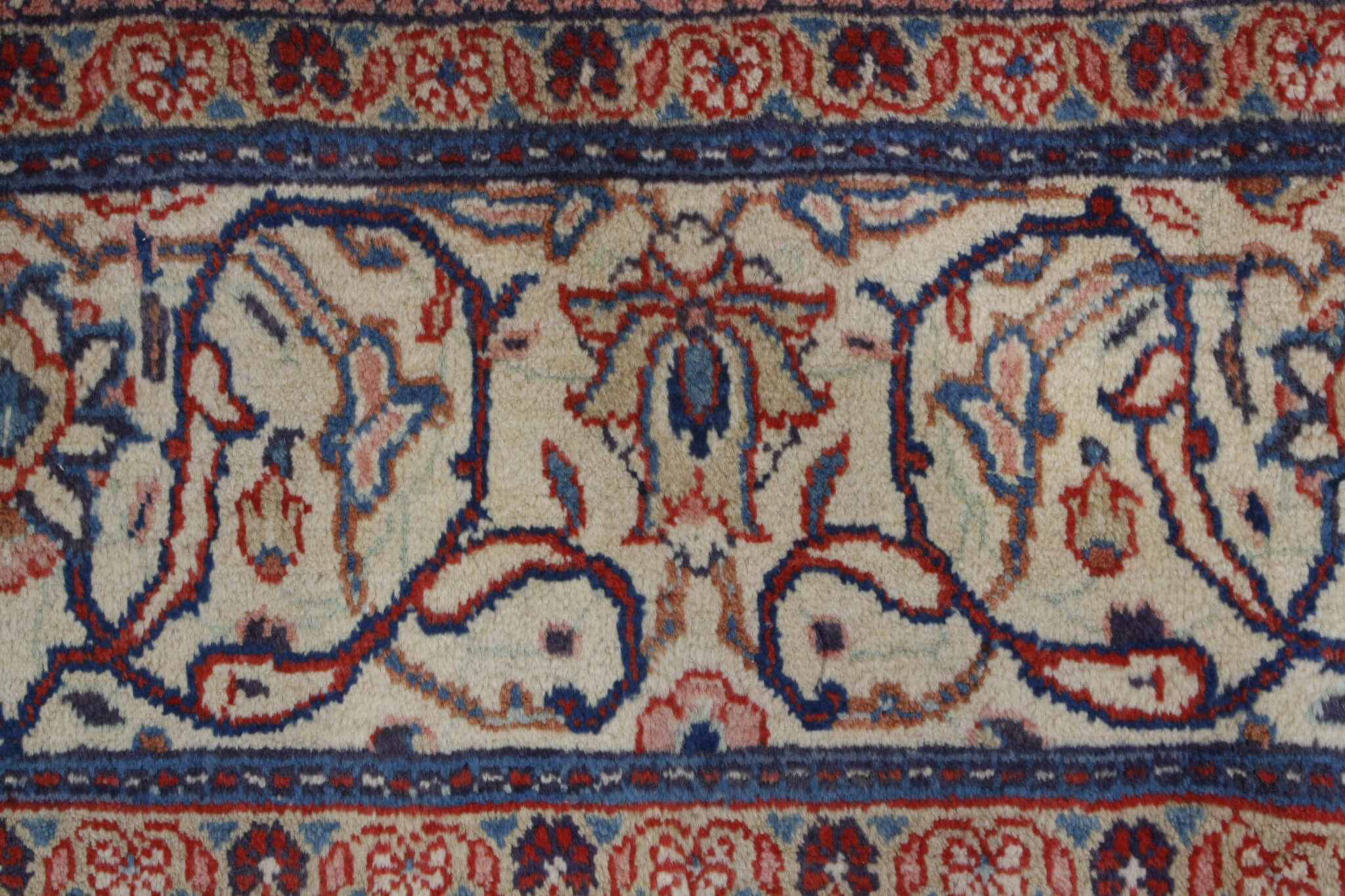 Persian rug Mahal