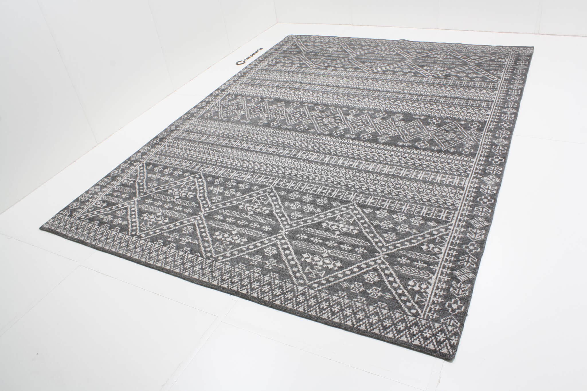 Modern rug Crystal Collection