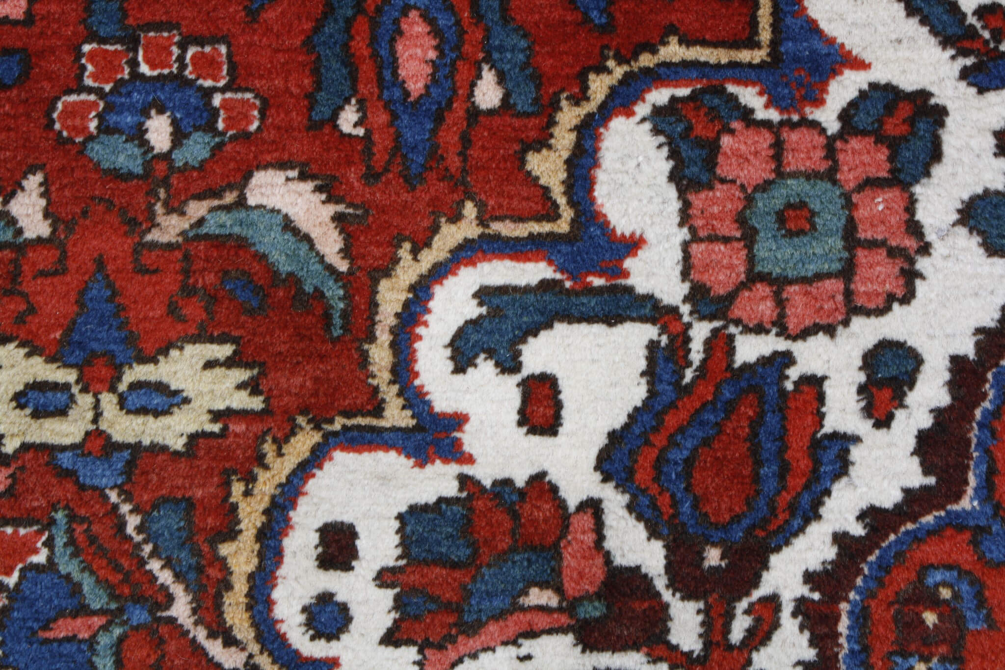 Persian rug Bakhtiar