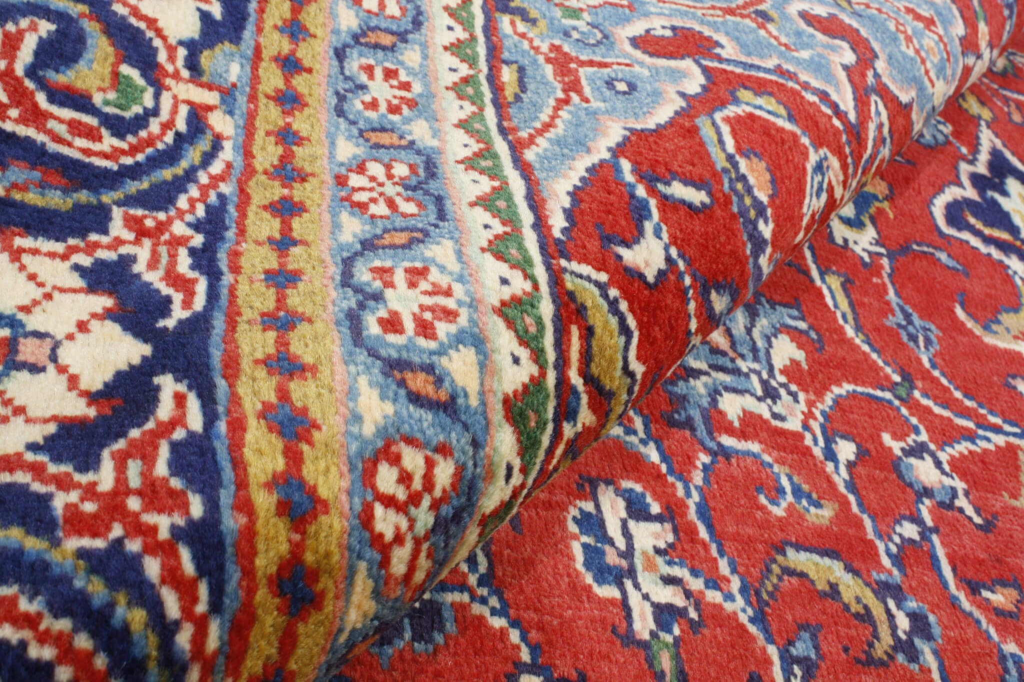 Persian rug Mahal