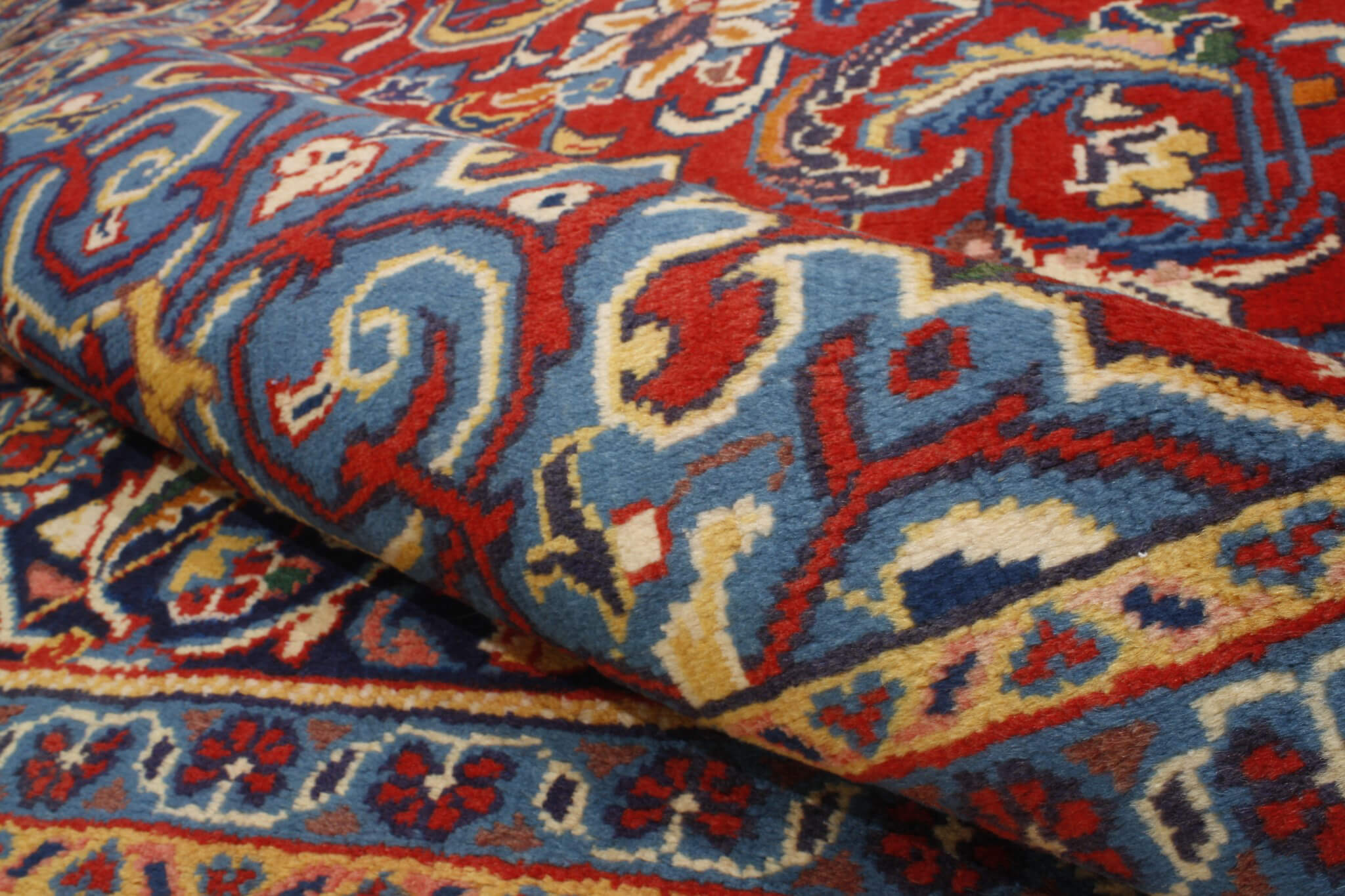 Persian rug Mahal