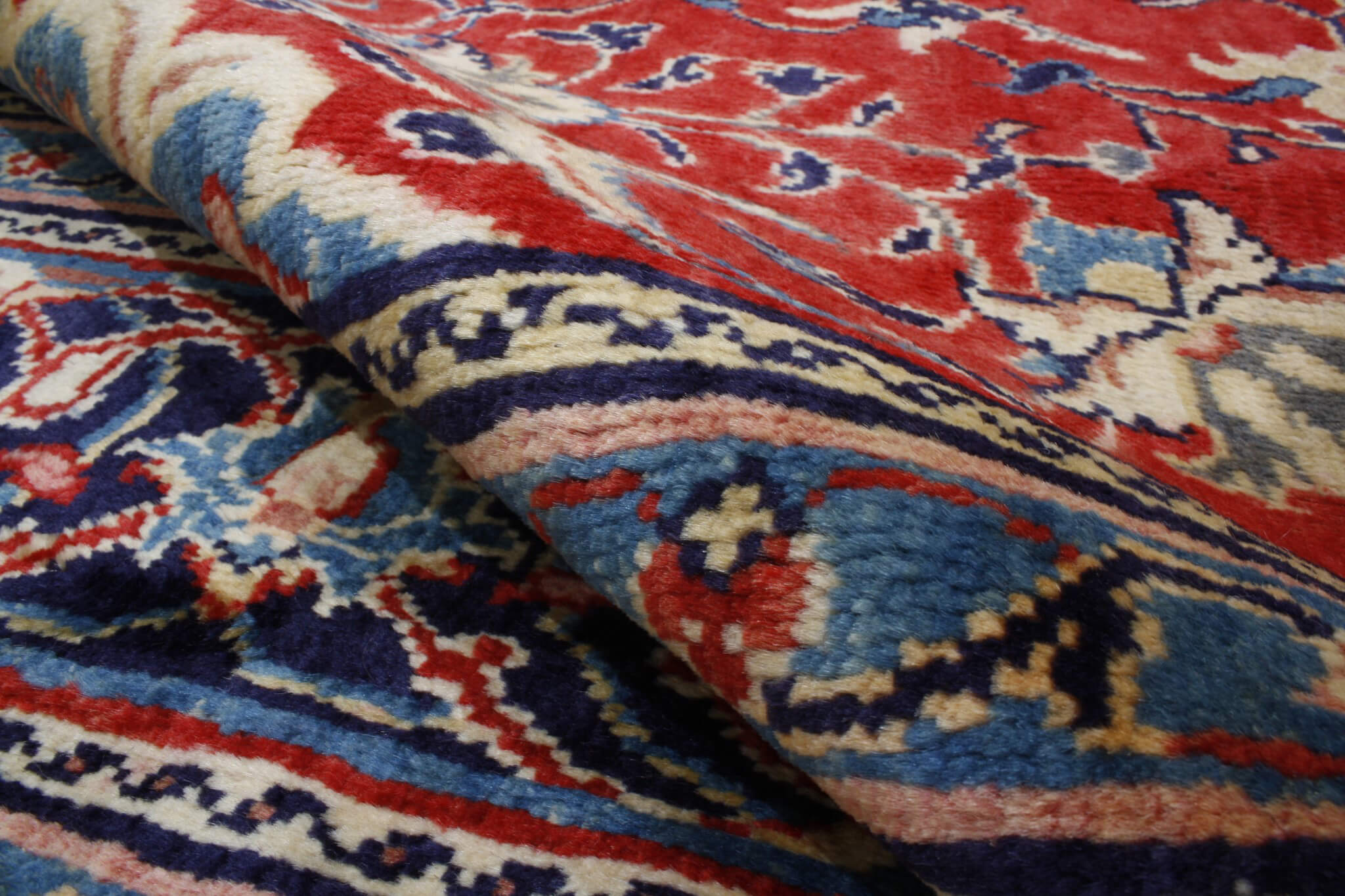 Persian rug Mahal