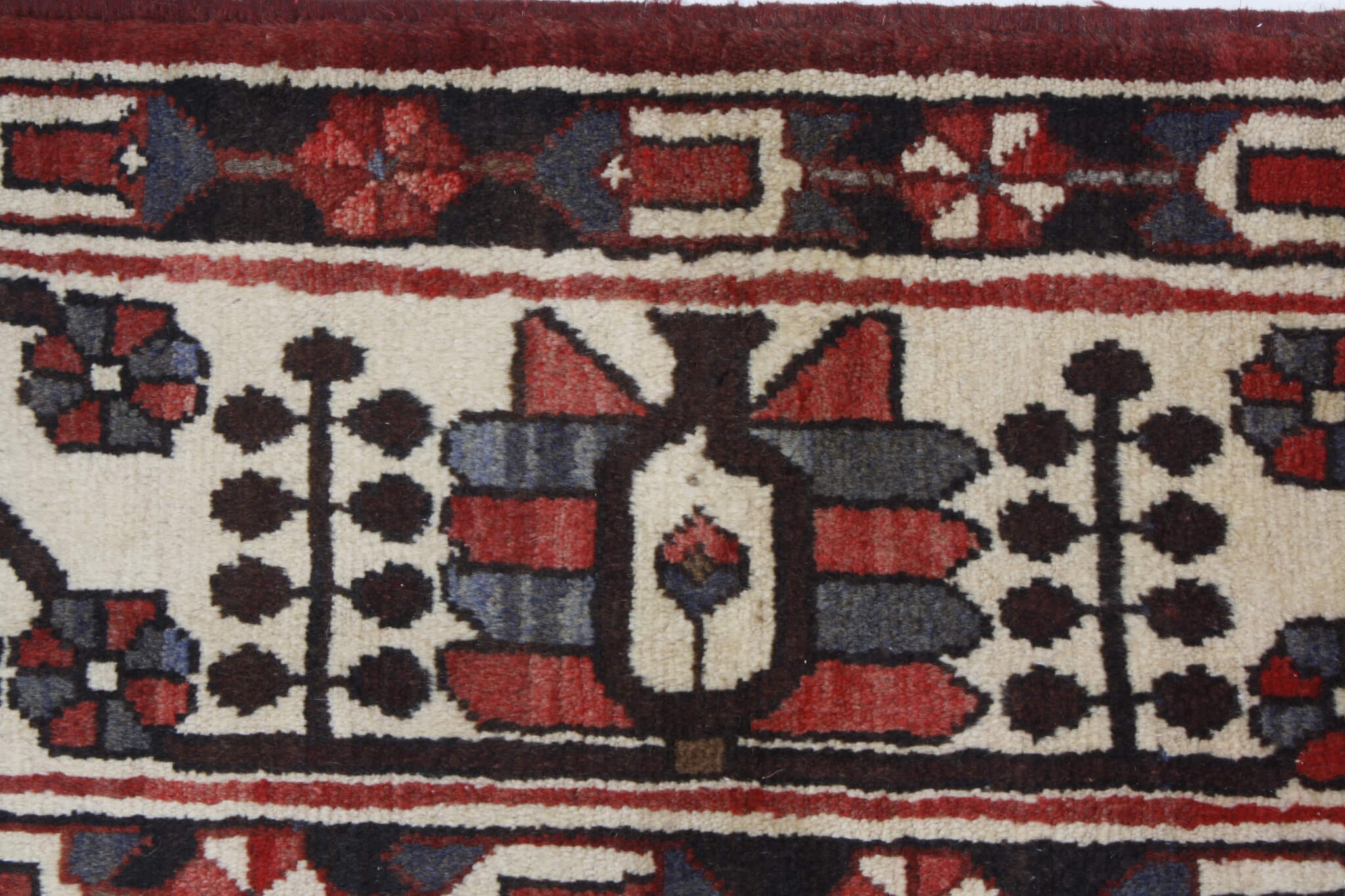 Persian rug Bakhtiar