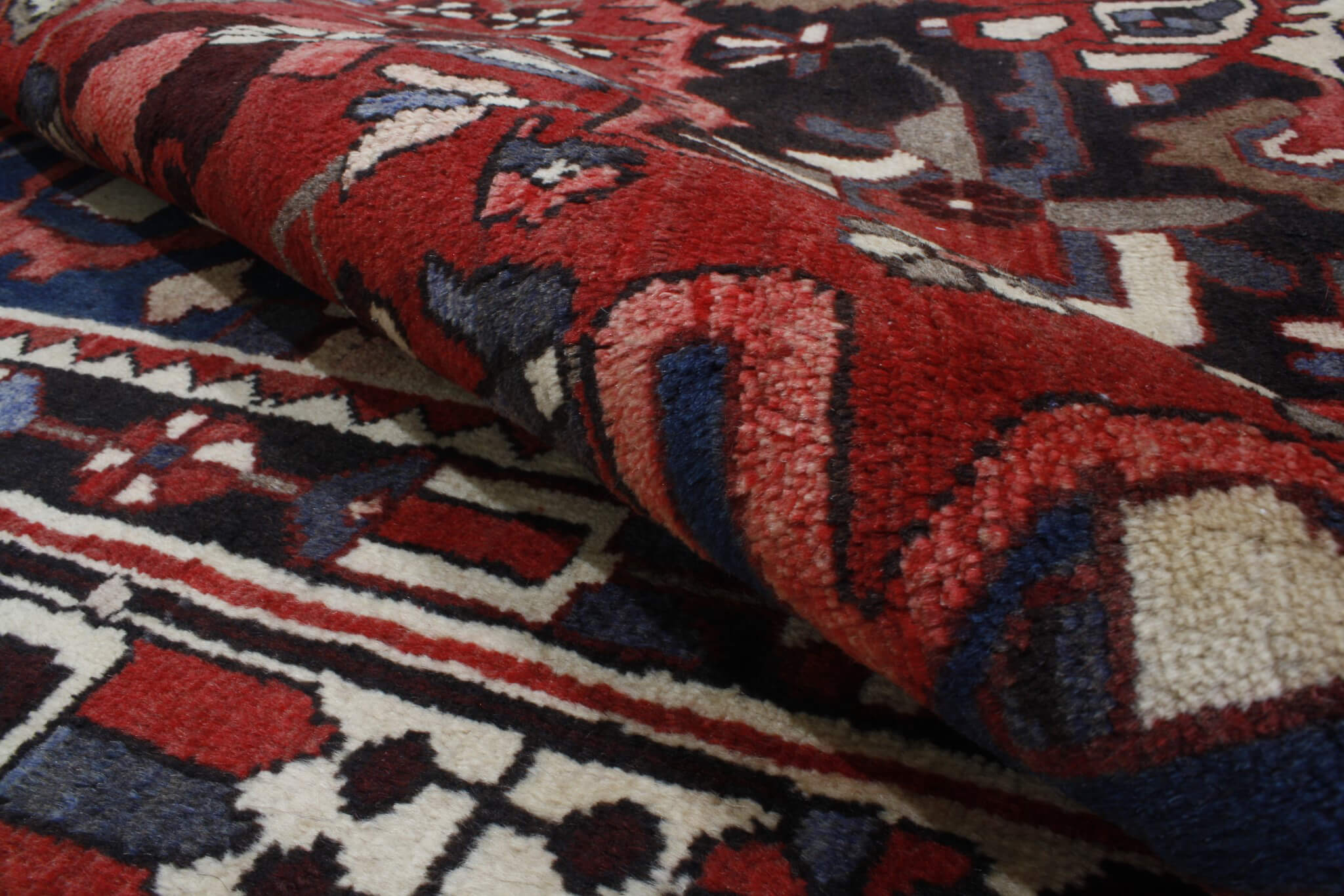 Persian rug Bakhtiar