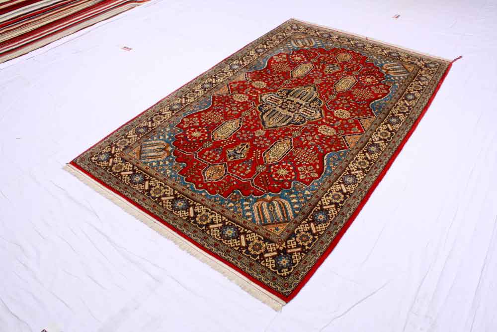 Persian rug Ghom Royal