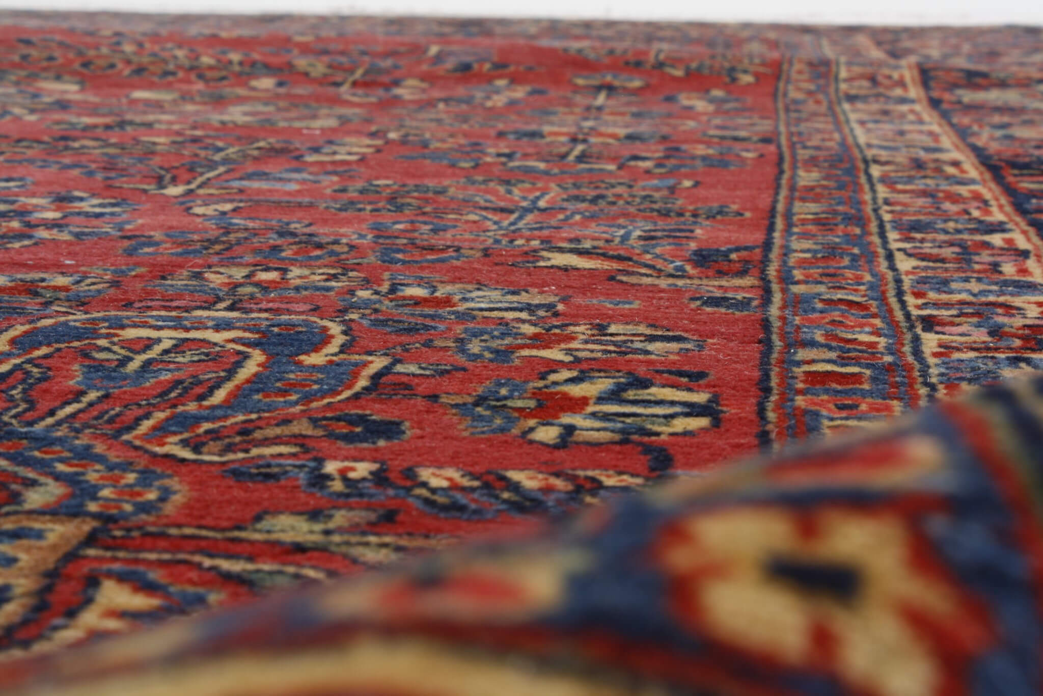 Persian rug Sarough Antique