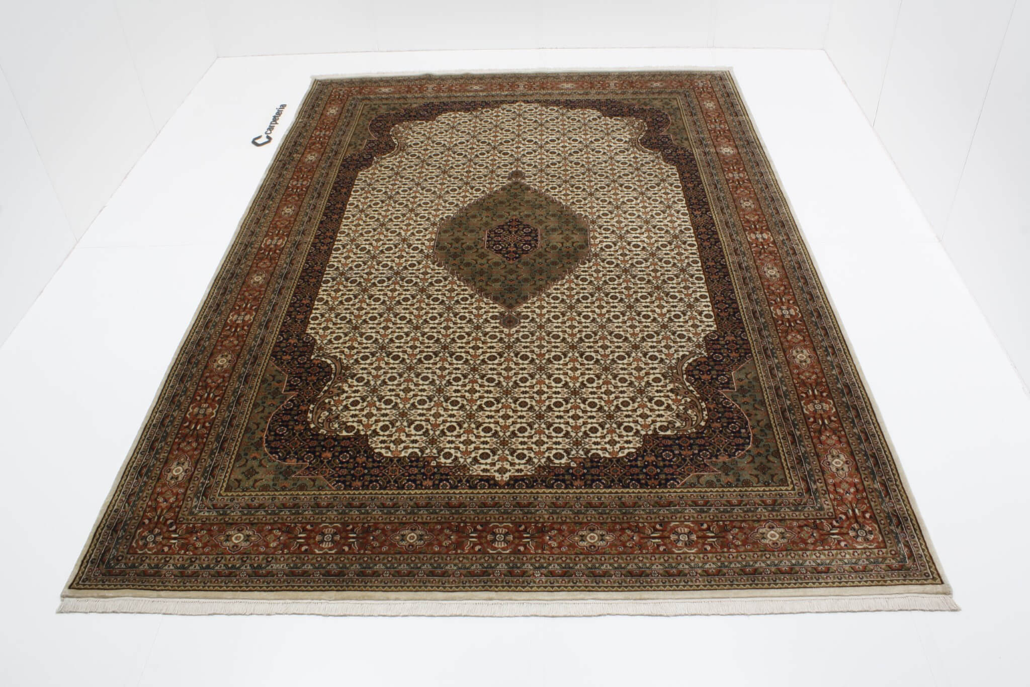 Oriental rug Tabriz Royal