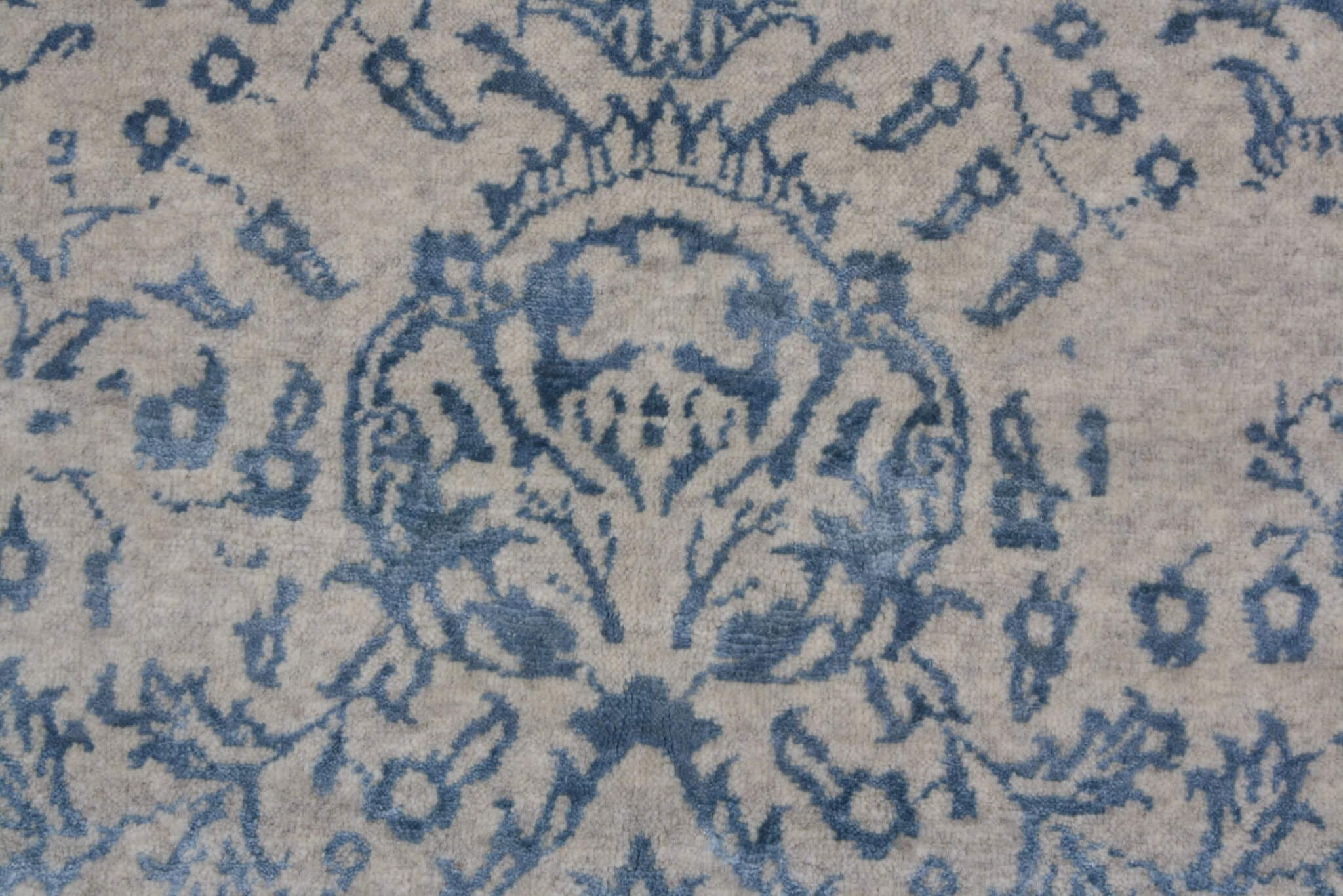 Modern rug Ikat Royal
