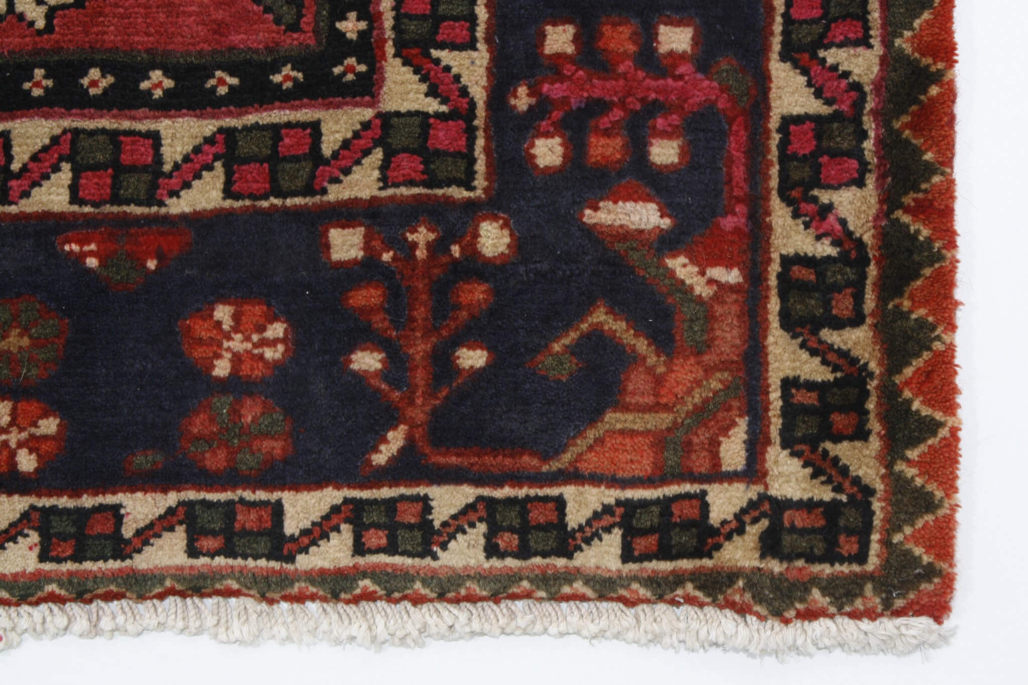 Persian rug Bakhtiar