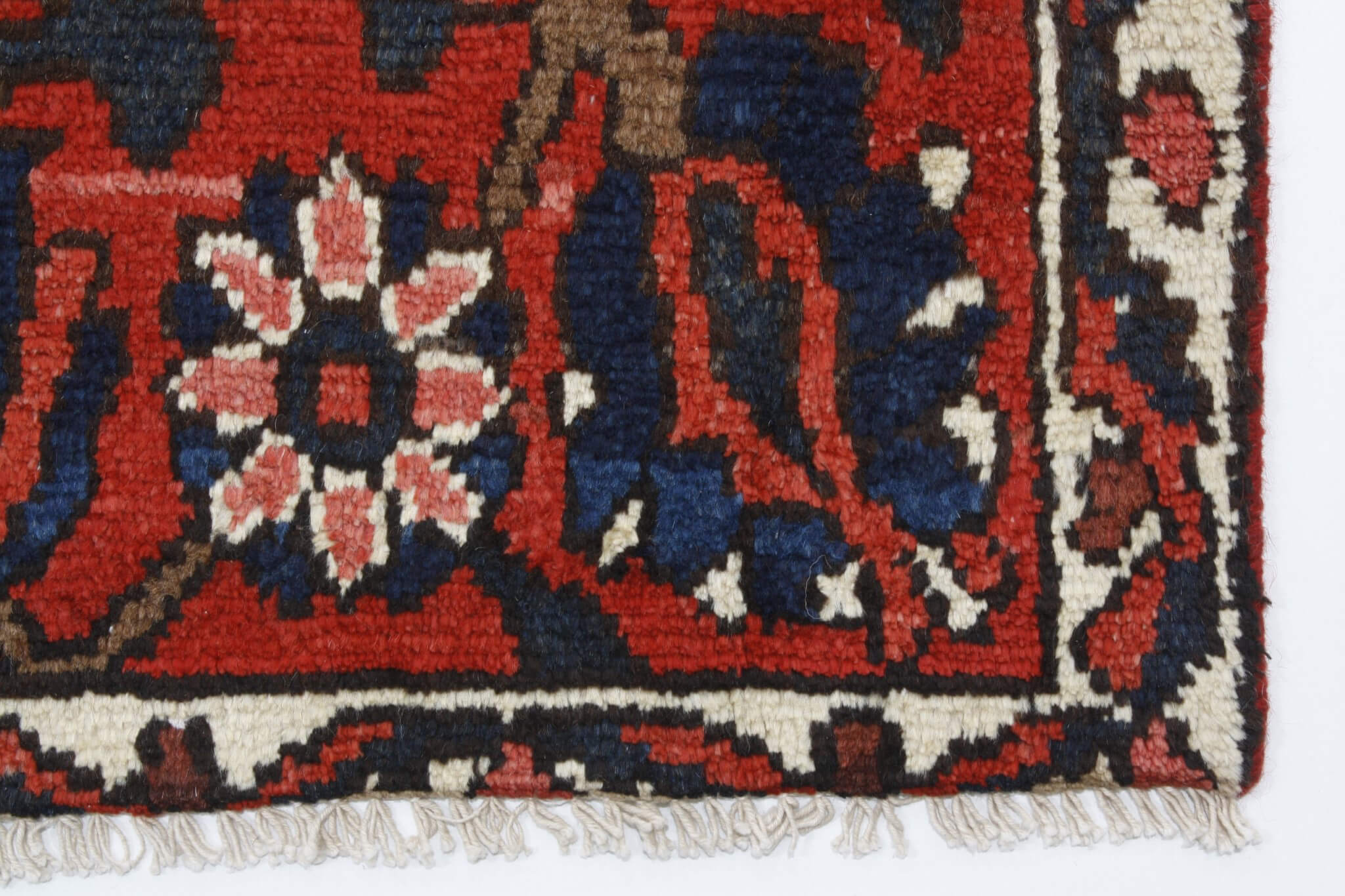 Persian rug Bakhtiar