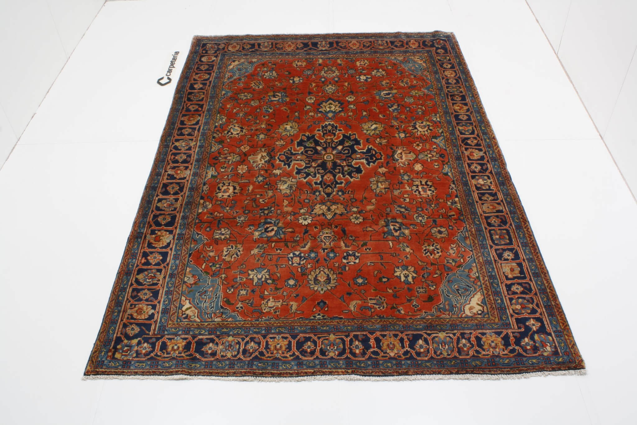 Persian rug Mahal